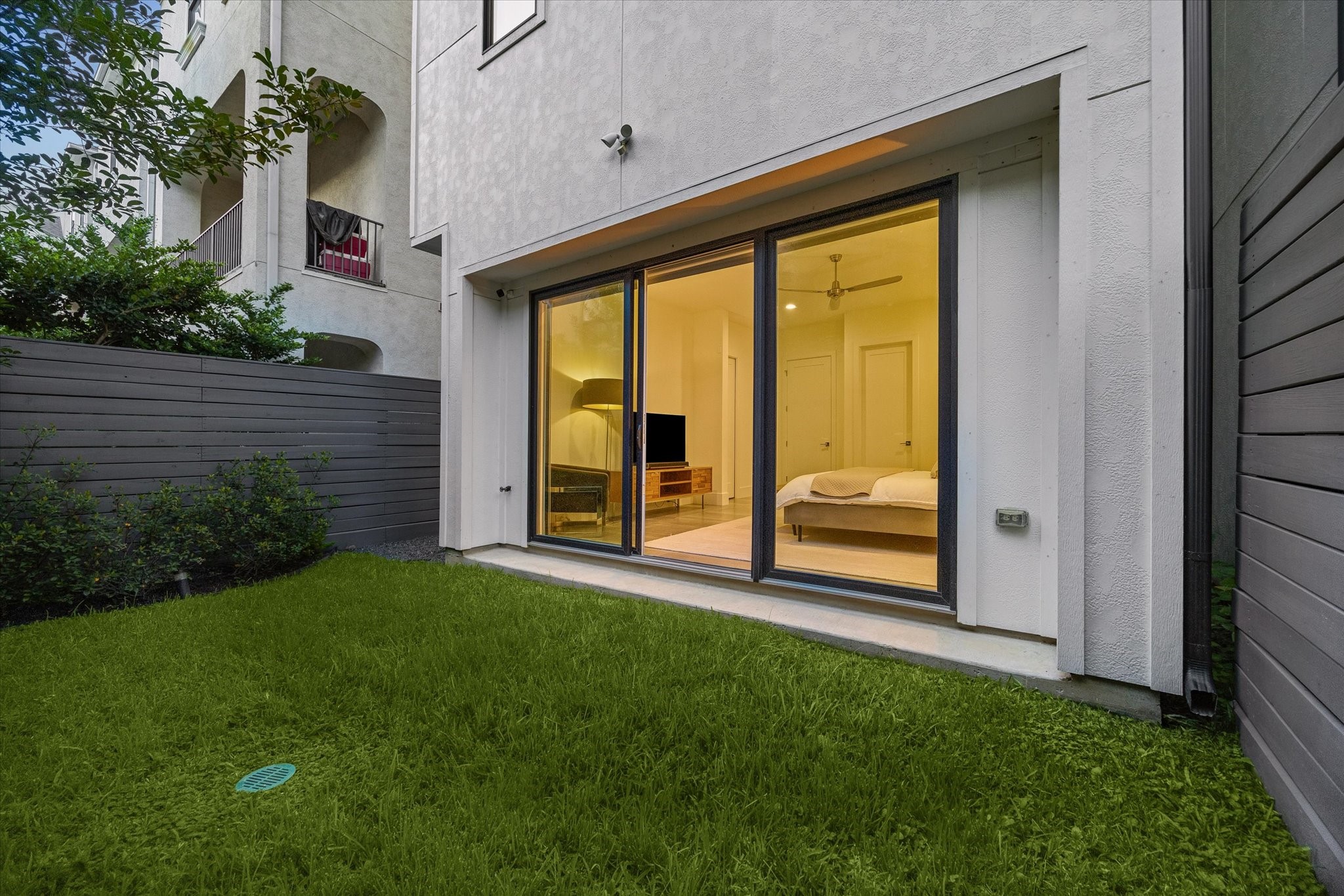  207 Birdsall Street - 物件實景