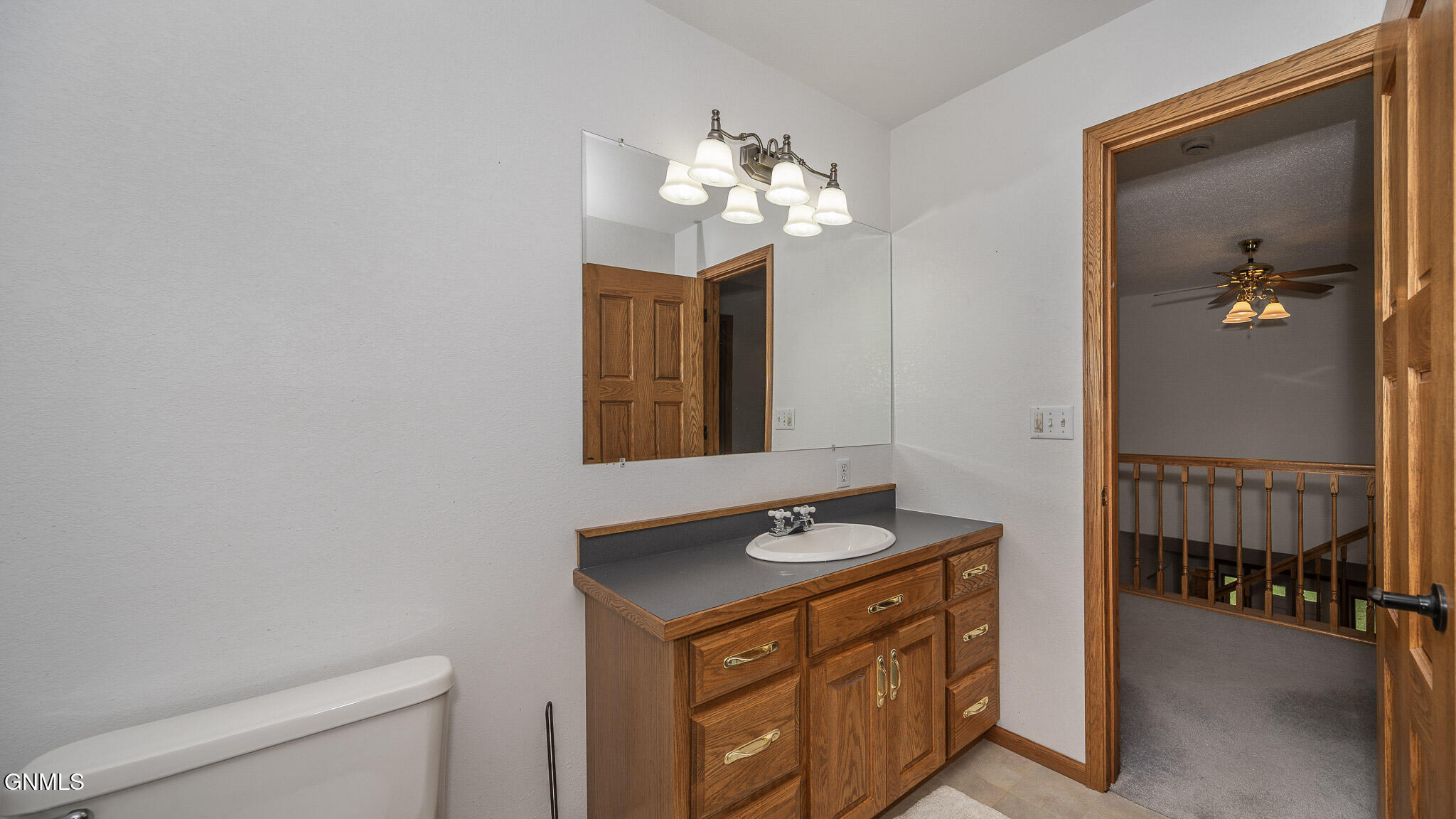 Center, North Dakota, 58530, United States, 4 Bedrooms Bedrooms, ,3 BathroomsBathrooms,Residential,For Sale,1982798