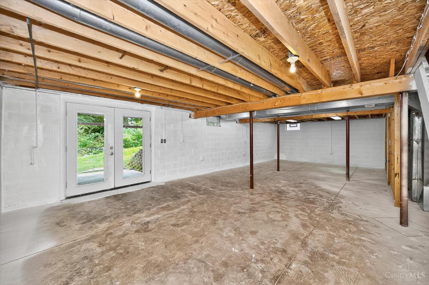 Goshen Twp, Ohio, 45122, United States, 4 Bedrooms Bedrooms, ,3 BathroomsBathrooms,Residential,For Sale,1910937