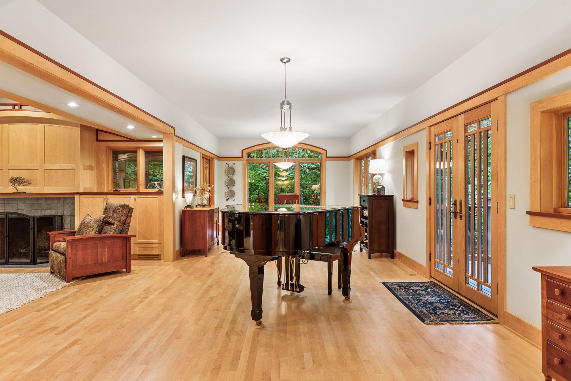 Orono, Minnesota, 55359, United States, 4 Bedrooms Bedrooms, ,4 BathroomsBathrooms,Residential,For Sale,1940992