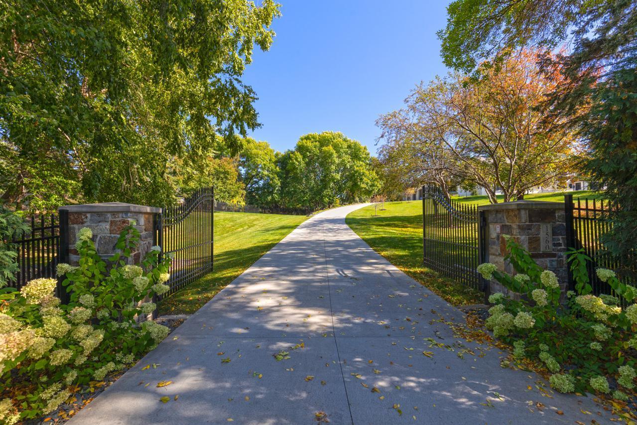 Medina, Minnesota, 55391, United States, 6 Bedrooms Bedrooms, ,5 BathroomsBathrooms,Residential,For Sale,1908867