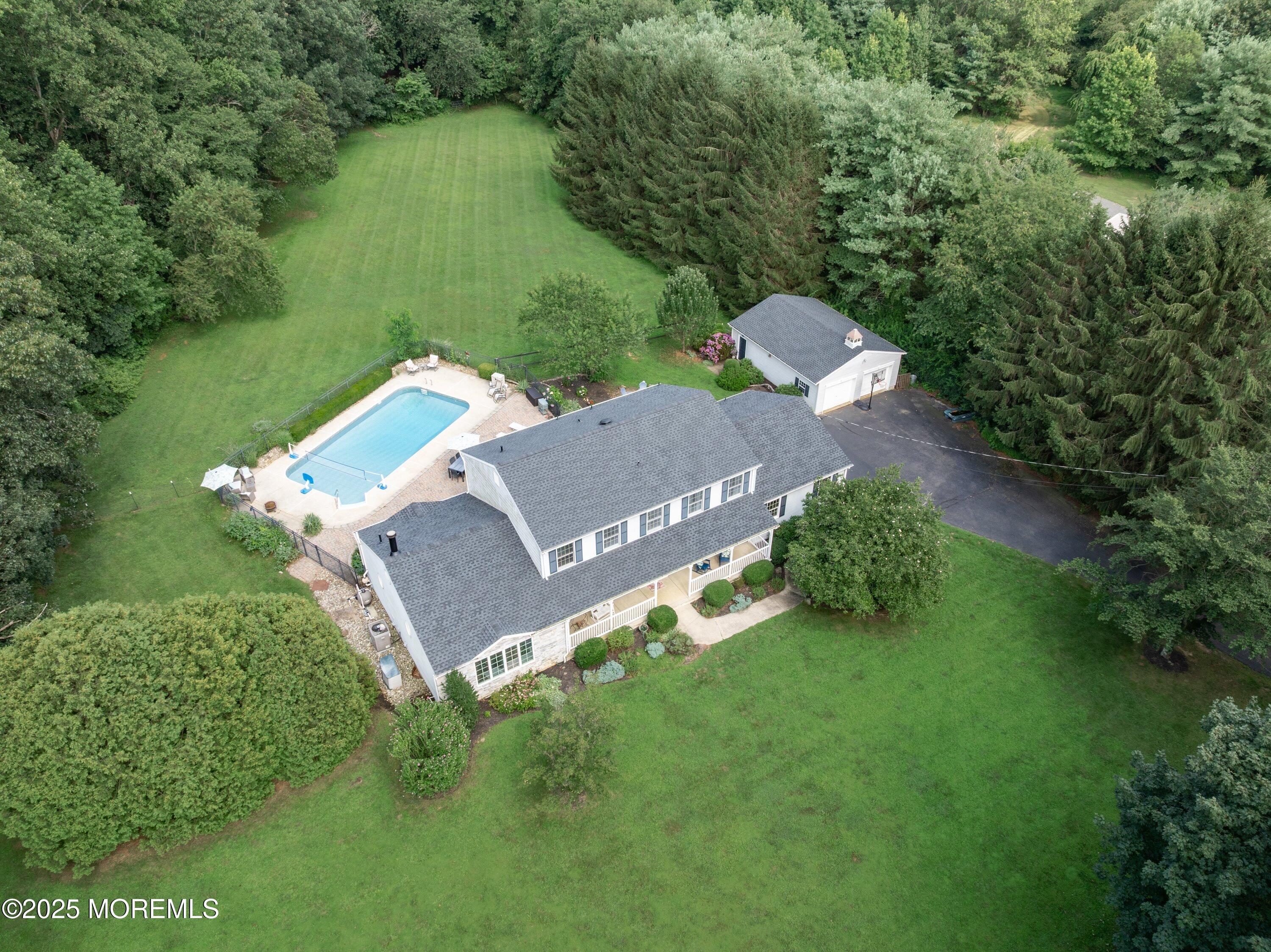 Cream Ridge, New Jersey, 08514, United States, 4 Bedrooms Bedrooms, ,3 BathroomsBathrooms,Residential,For Sale,1904272
