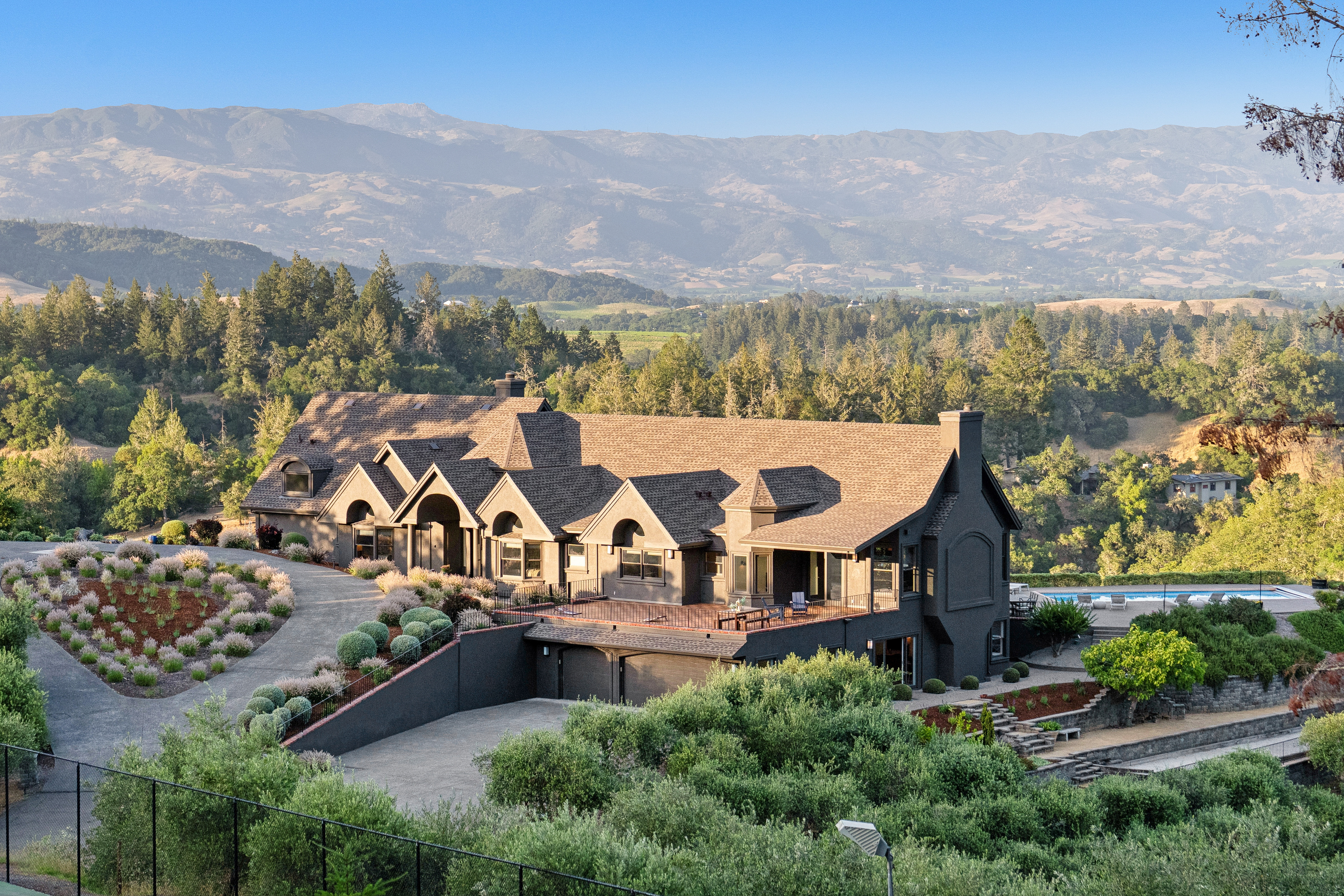  2355 West Dry Creek Road, Healdsburg, CA 95448 - 物件實景