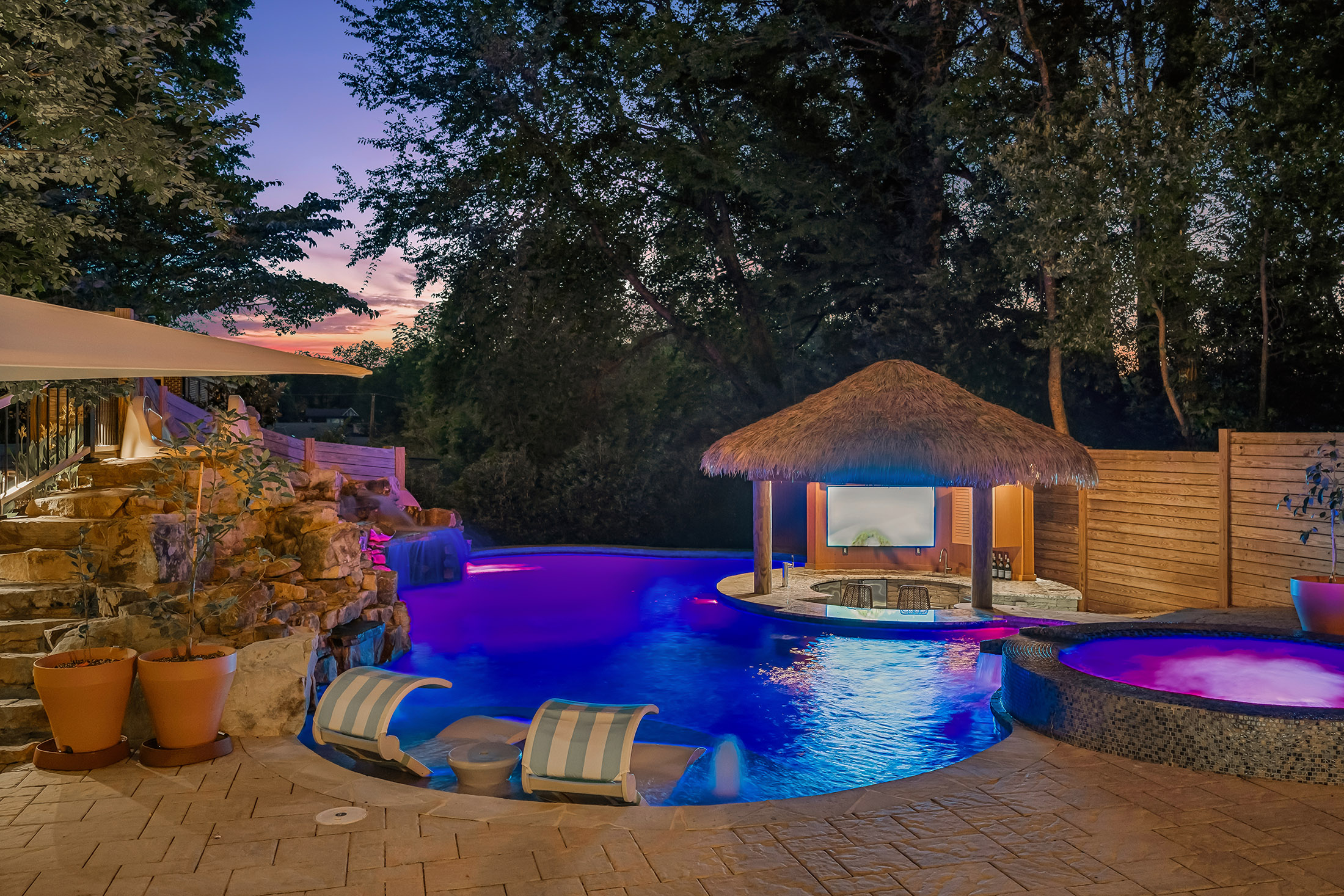  Resort-Inspired Retreat in the Heart of Virginia Highland - 物件實景
