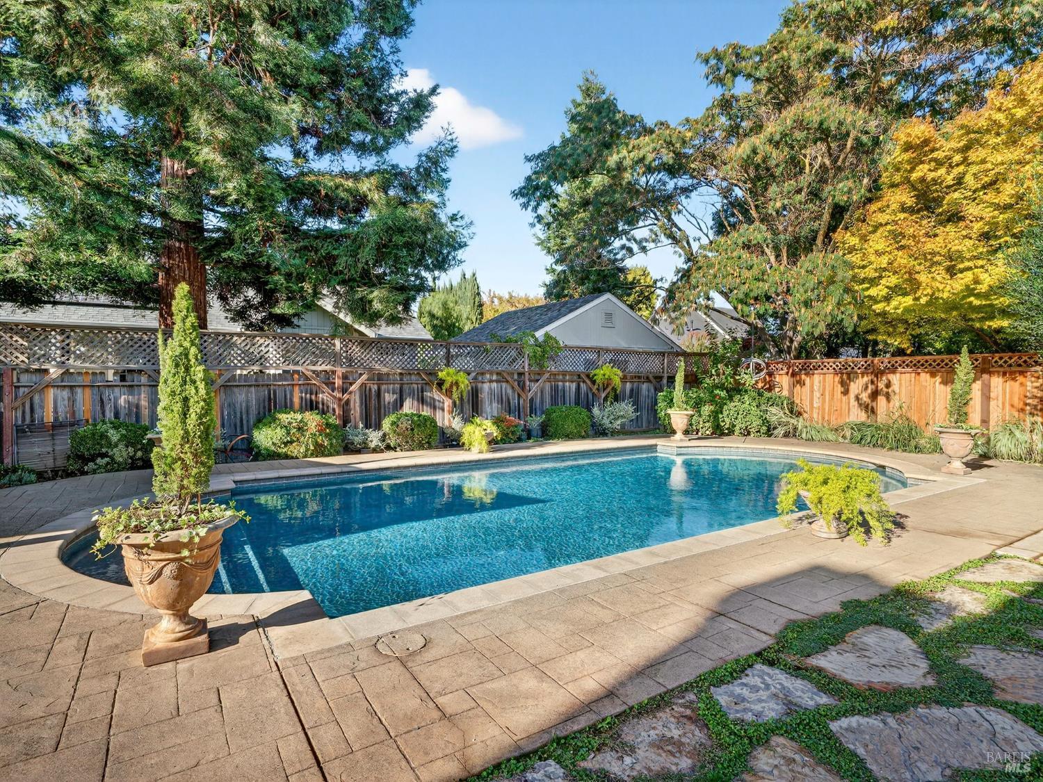 Napa, California, 94558, United States, 4 Bedrooms Bedrooms, ,3 BathroomsBathrooms,Residential,For Sale,1987902