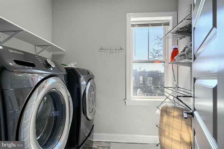 Baltimore, Maryland, 21230, United States, 5 Bedrooms Bedrooms, ,7 BathroomsBathrooms,Residential,For Sale,1920297