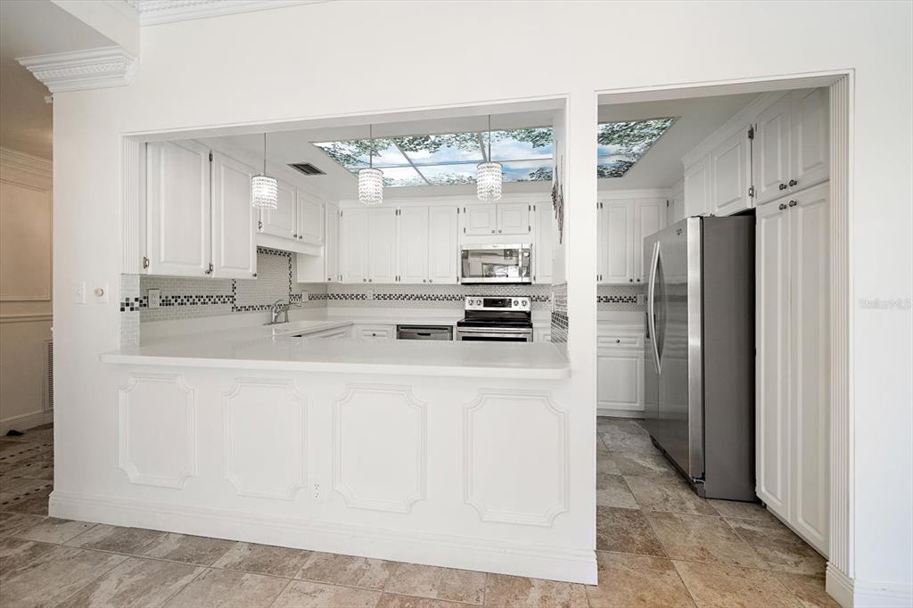 Belleair, Florida, 33756, United States, 2 Bedrooms Bedrooms, ,2 BathroomsBathrooms,Residential,For Sale,1993557