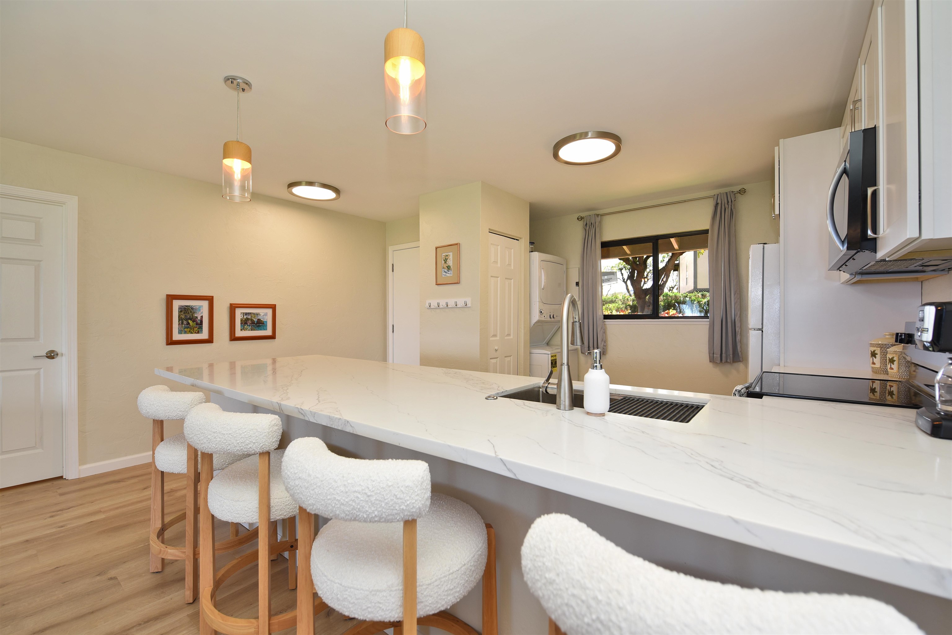 Lahaina, Hawaii, 96761, United States, 2 Bedrooms Bedrooms, ,2 BathroomsBathrooms,Residential,For Sale,1795000