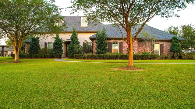 Schriever, Louisiana, 70395, United States, 4 Bedrooms Bedrooms, ,3 BathroomsBathrooms,Residential,For Sale,1988518