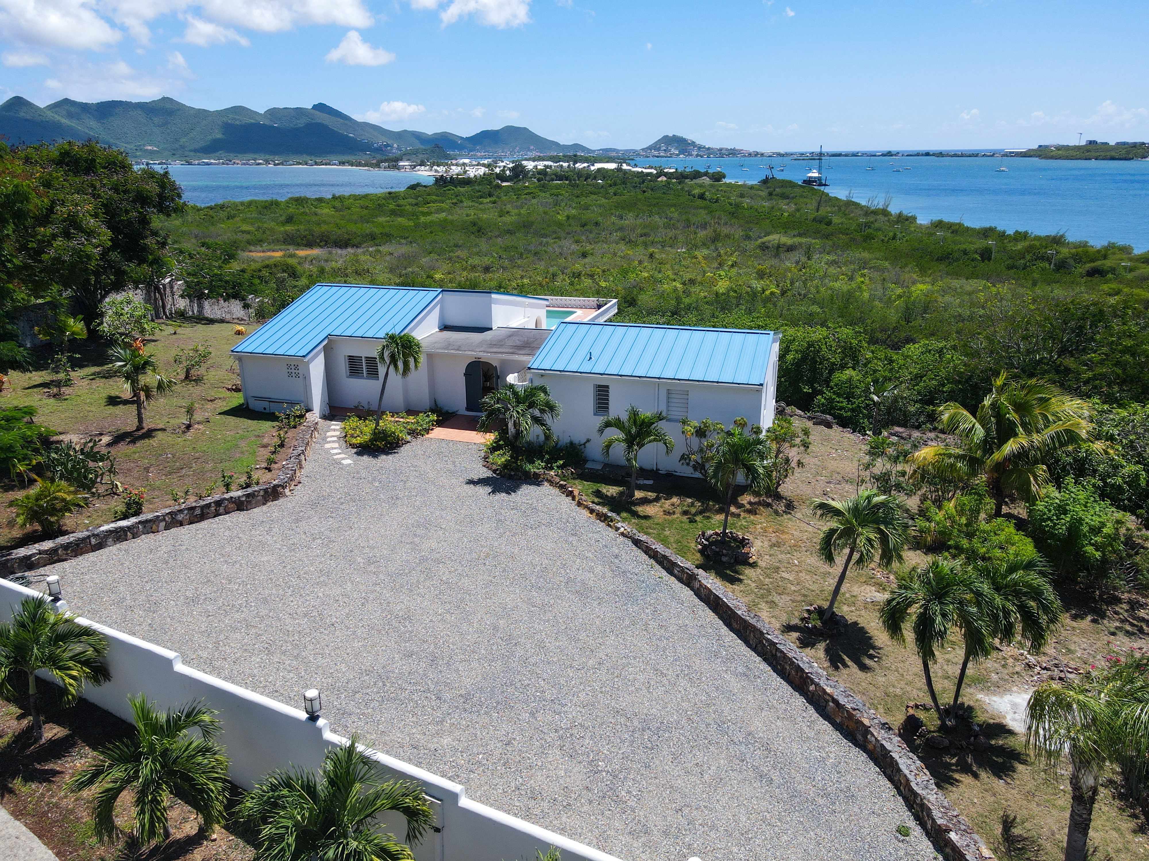  3 Bedroom Ocean View Villa Near Baie Rouge Beach - 物件實景