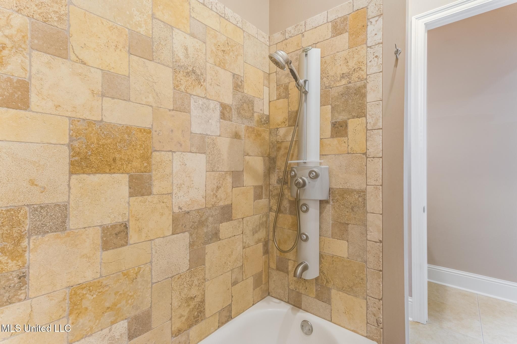 Pass Christian, Mississippi, 39571, United States, 3 Bedrooms Bedrooms, ,4 BathroomsBathrooms,Residential,For Sale,1981378