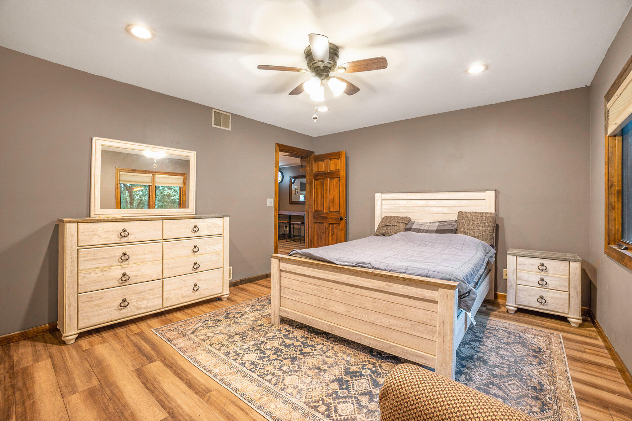 Michigan City, Indiana, 46360, United States, 3 Bedrooms Bedrooms, ,4 BathroomsBathrooms,Residential,For Sale,1904264