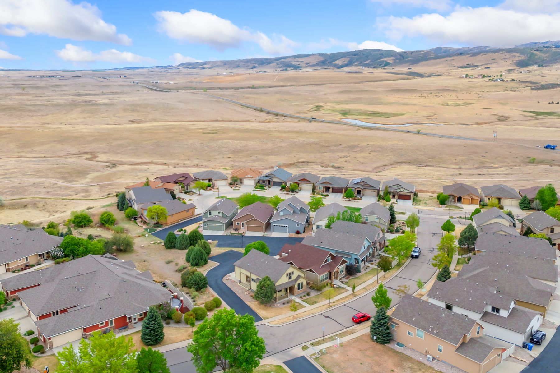  Beautifully Maintained Home in the Highly Sought-After Harmony Ridge Community - 物件實景