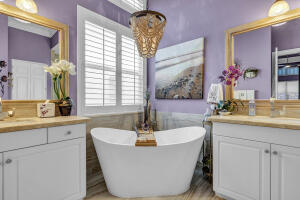 Boynton Beach, Florida, 33472, United States, 3 Bedrooms Bedrooms, ,3 BathroomsBathrooms,Residential,For Sale,1923082