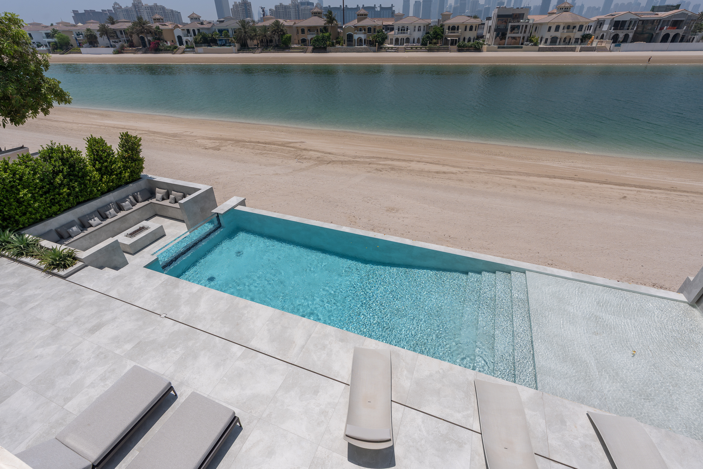  Turnkey Palm Jumeirah Villa With Private Beach - 物件實景