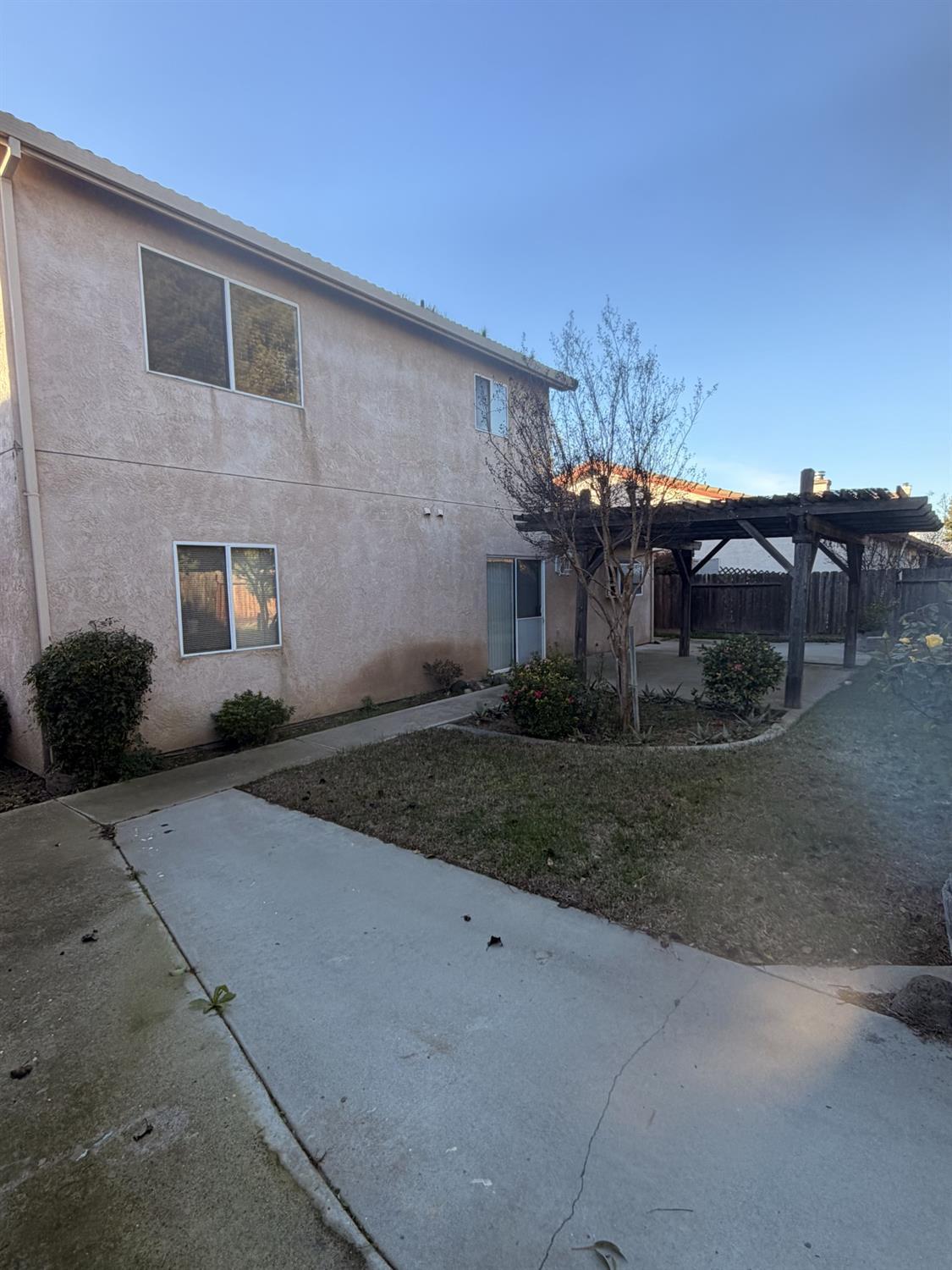 Oakdale, California, 95361, United States, 4 Bedrooms Bedrooms, ,3 BathroomsBathrooms,Residential,For Sale,2009079