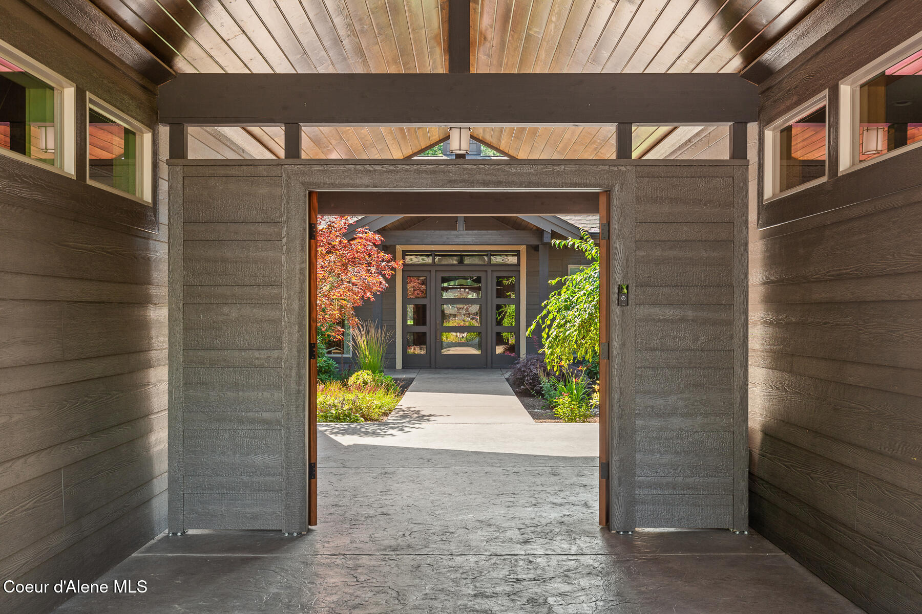 Hayden Lake, Idaho, 83835, United States, 4 Bedrooms Bedrooms, ,4 BathroomsBathrooms,Residential,For Sale,1984036