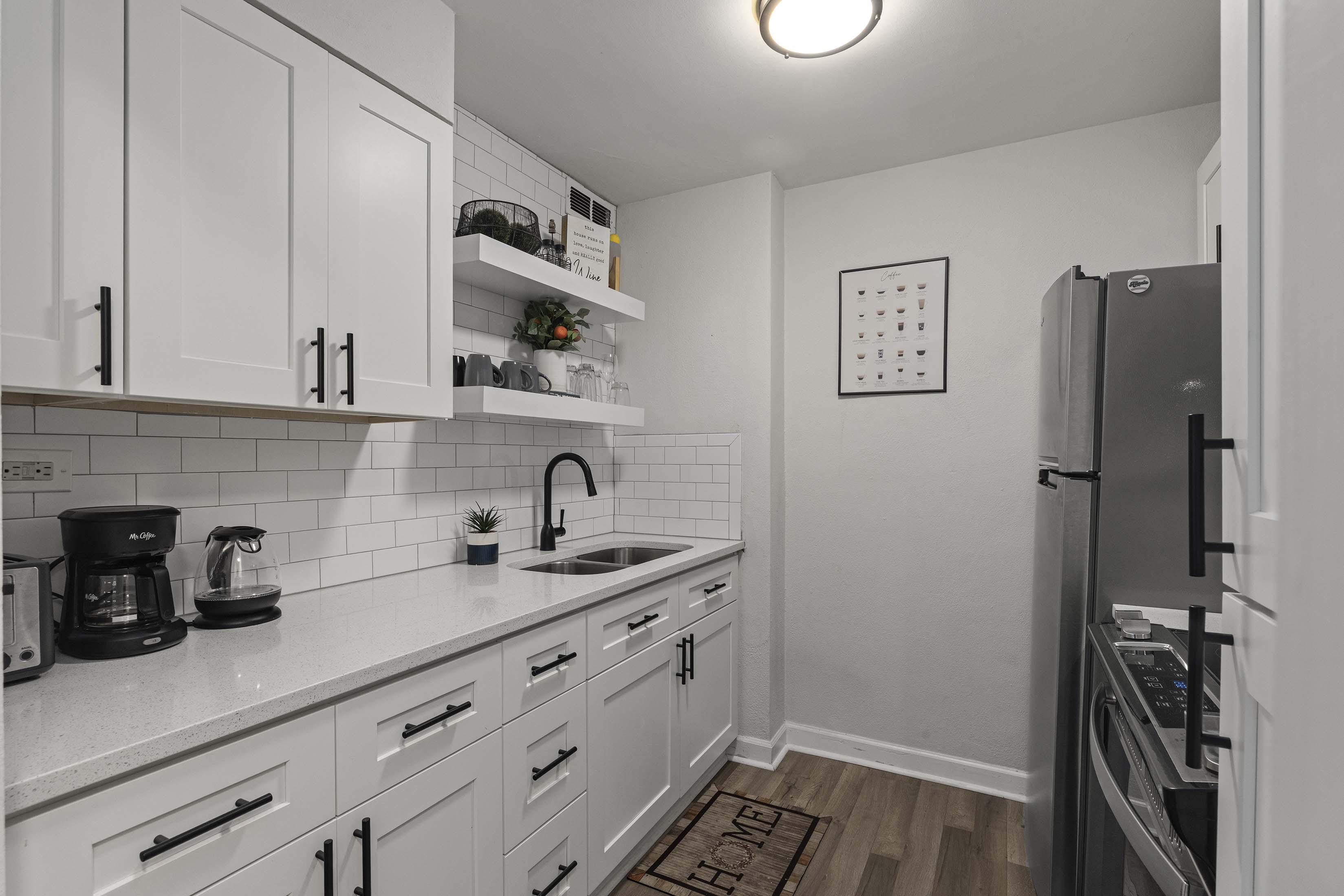  Live or Invest in the Heart of Atlanta — Furnished Condo with No Rental Limits - 物件實景