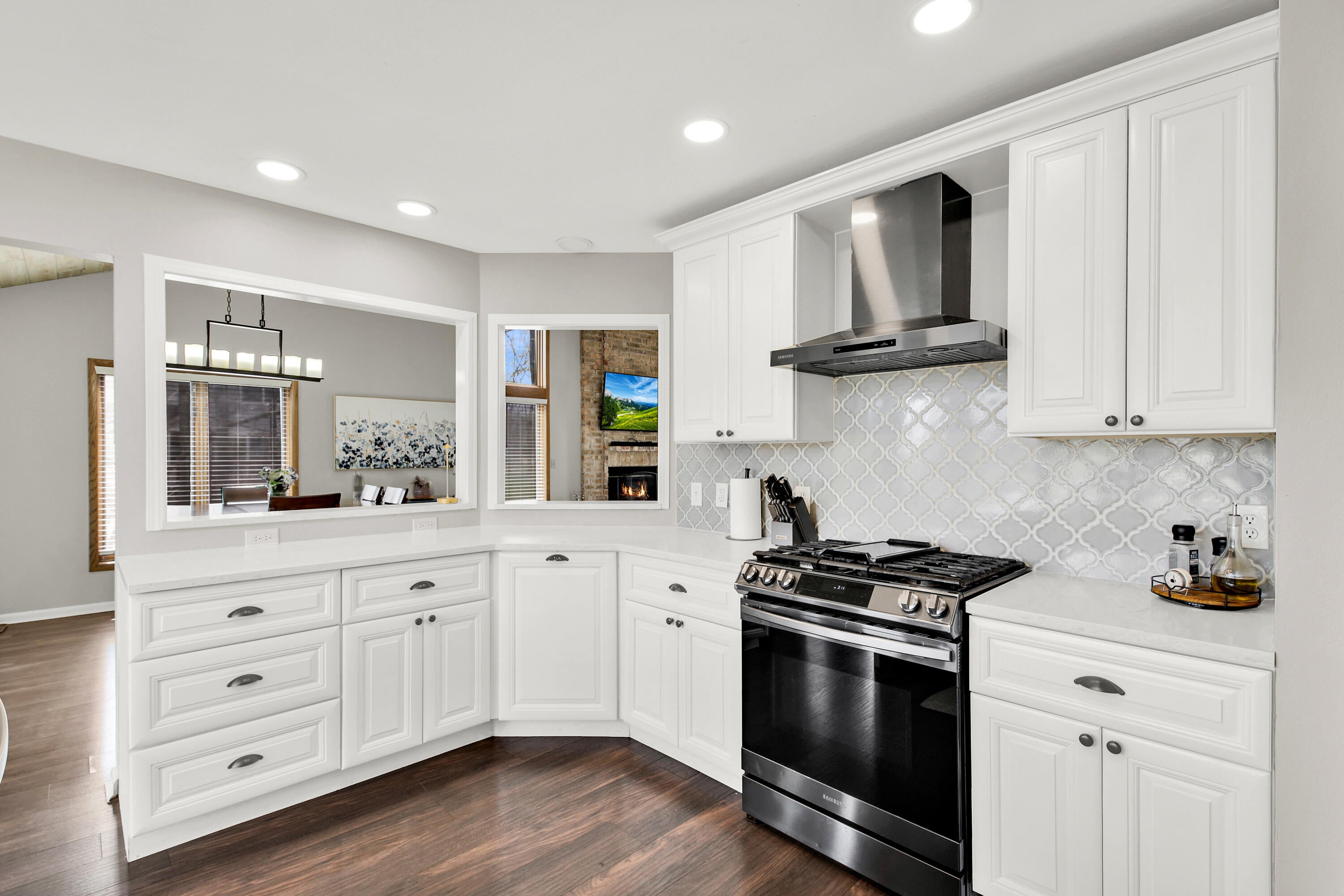 Muskego, Wisconsin, 53150, United States, 3 Bedrooms Bedrooms, ,3 BathroomsBathrooms,Residential,For Sale,2048106