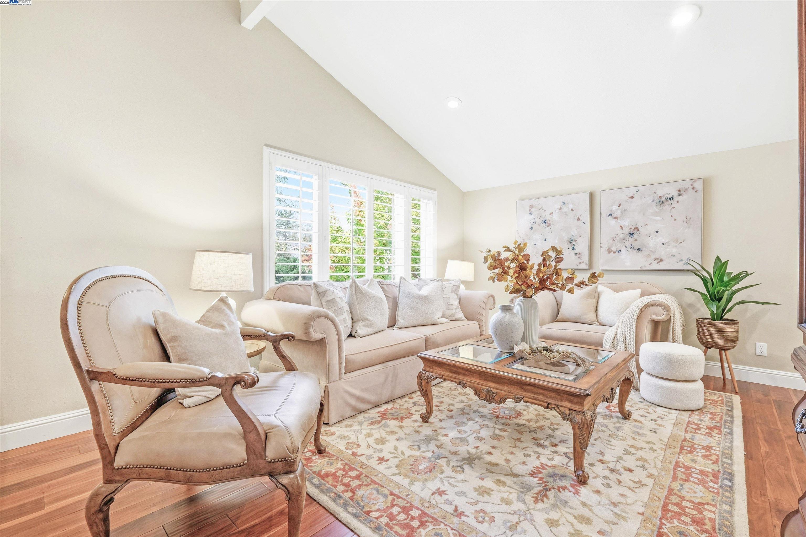 Fremont, California, 94536, United States, 4 Bedrooms Bedrooms, ,2 BathroomsBathrooms,Residential,For Sale,1990968