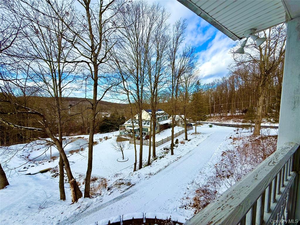 salt Point, New York, 12578, United States, 5 Bedrooms Bedrooms, ,5 BathroomsBathrooms,Residential,For Sale,2005209