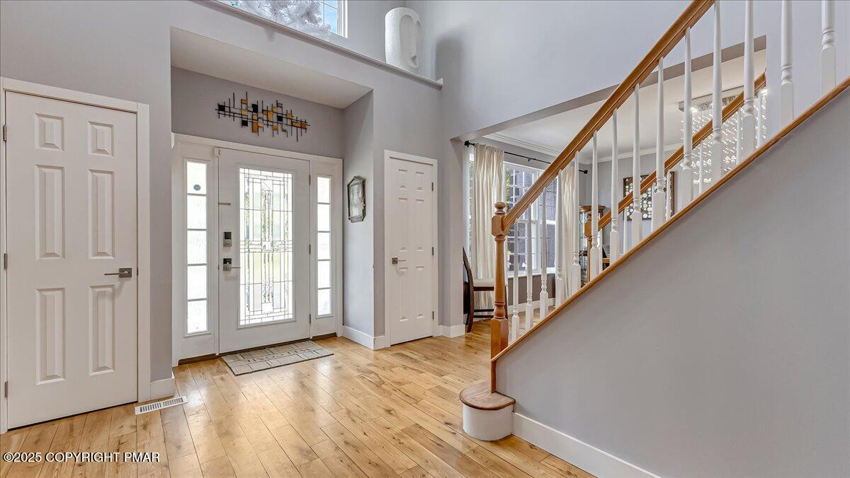 East Stroudsburg, Pennsylvania, 18302, United States, 5 Bedrooms Bedrooms, ,4 BathroomsBathrooms,Residential,For Sale,1980579