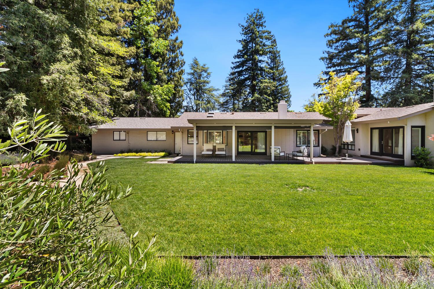 Carmichael, California, 95608, United States, 4 Bedrooms Bedrooms, ,3 BathroomsBathrooms,Residential,For Sale,1986318