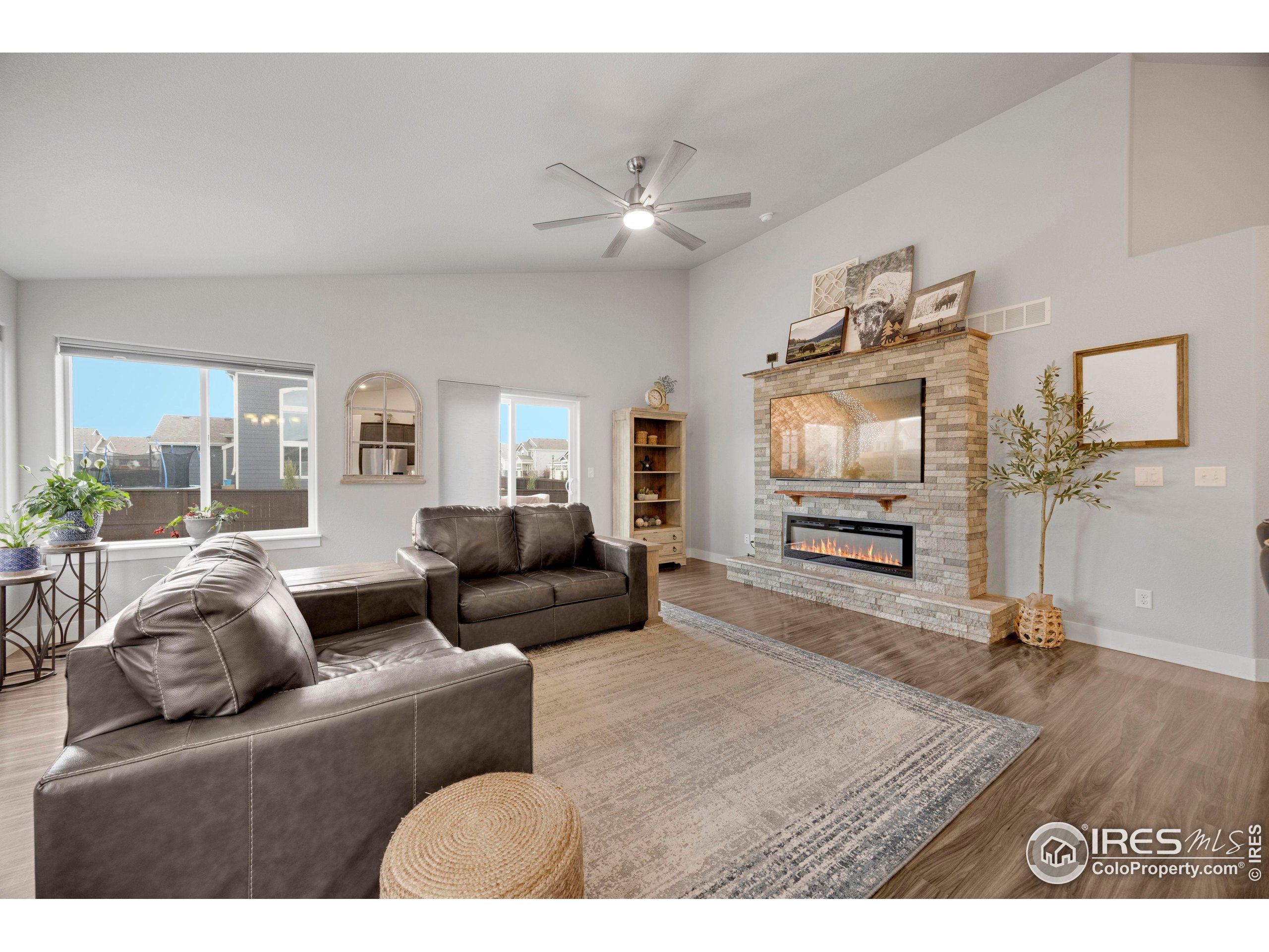 Loveland, Colorado, 80538, United States, 5 Bedrooms Bedrooms, ,3 BathroomsBathrooms,Residential,For Sale,1866532