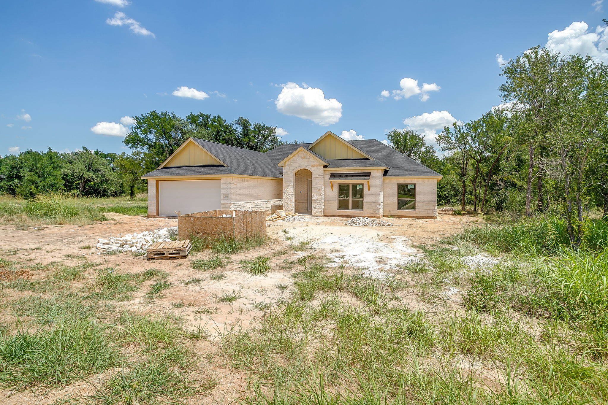  320 Rita Ridge Court, Millsap, TX, 76066 - 物件實景