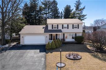 Lower Macungie Twp, Pennsylvania, 18103, United States, 4 Bedrooms Bedrooms, ,4 BathroomsBathrooms,Residential,For Sale,1739037