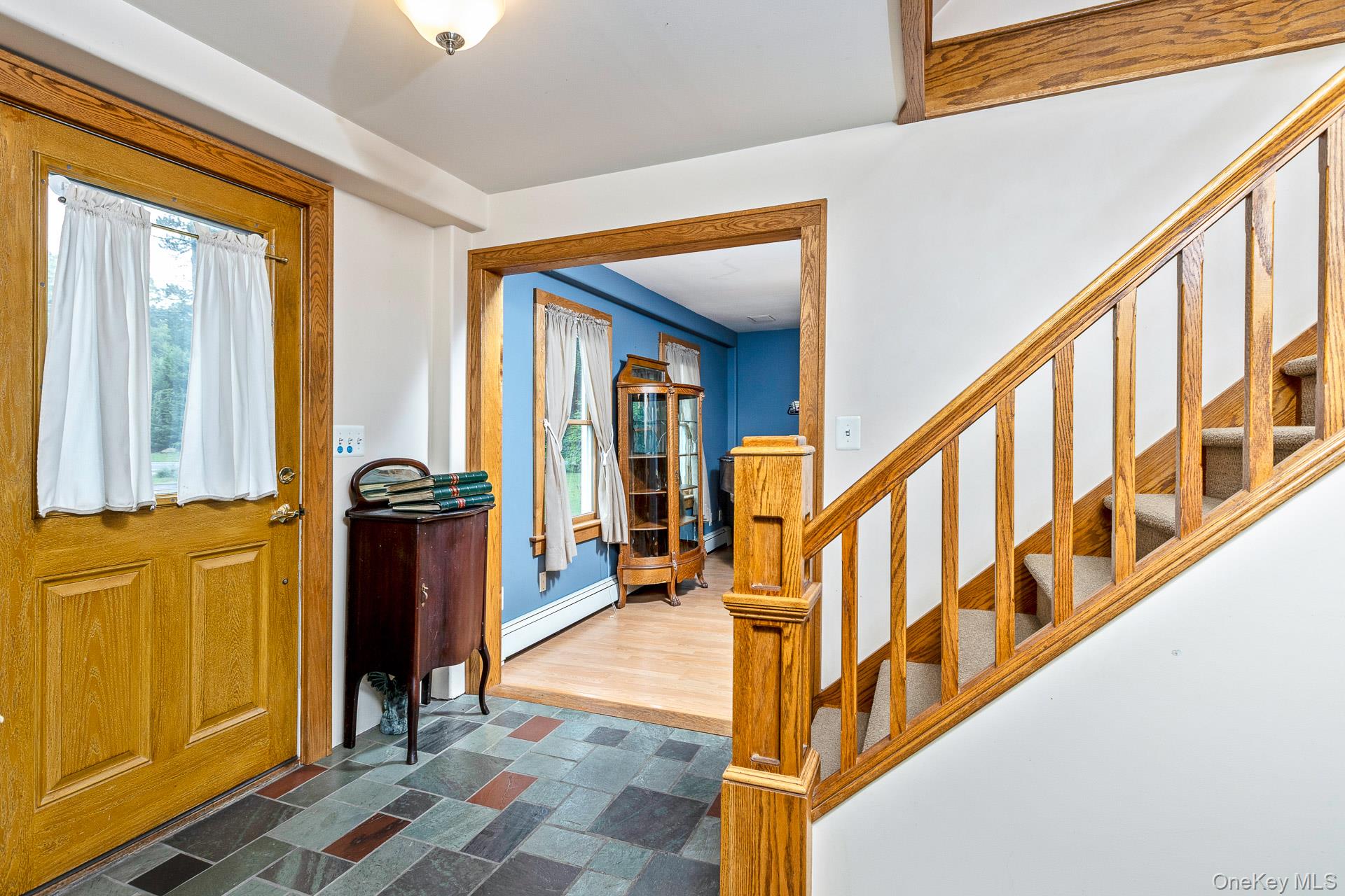 Manorville, New York, 11949, United States, 4 Bedrooms Bedrooms, ,2 BathroomsBathrooms,Residential,For Sale,1917125