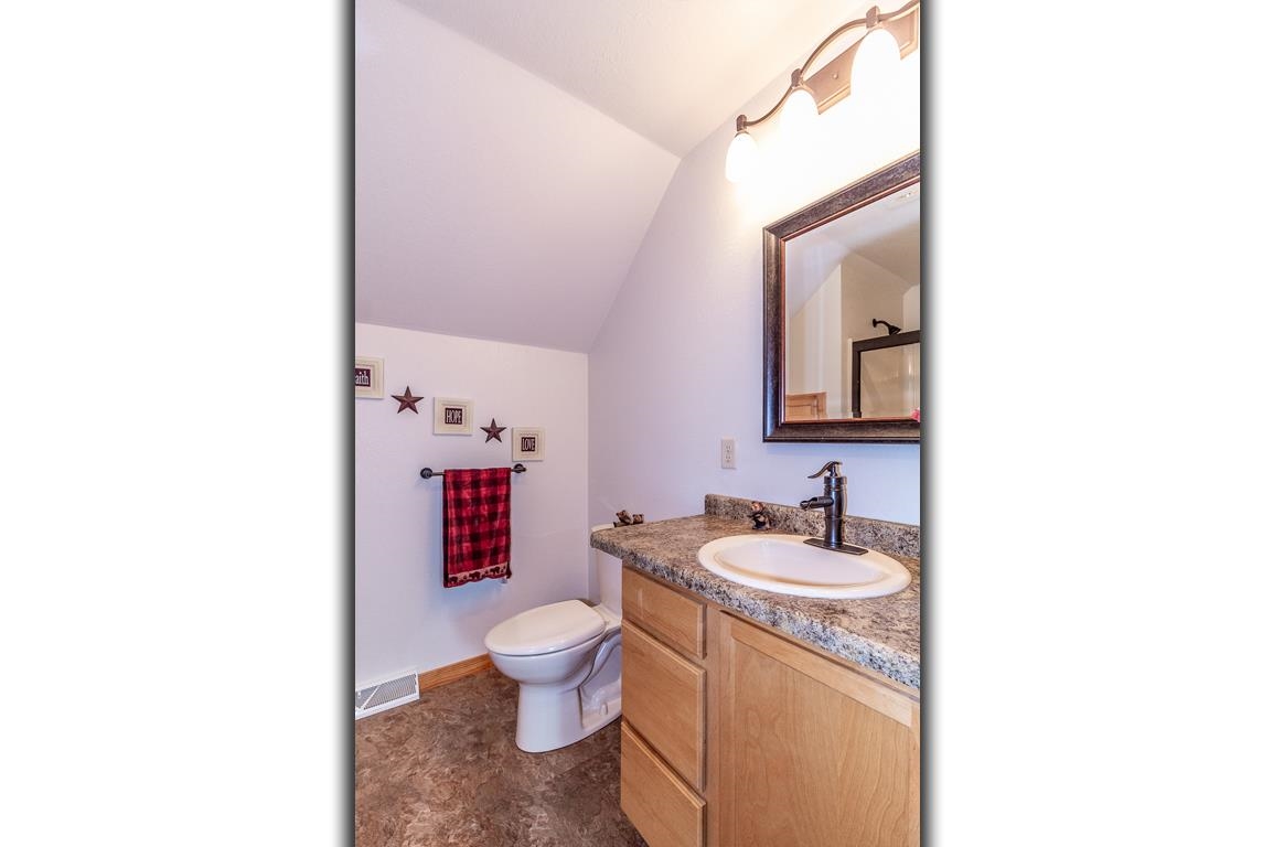 Manawa, Wisconsin, 54949-0000, United States, 2 Bedrooms Bedrooms, ,2 BathroomsBathrooms,Residential,For Sale,1935500