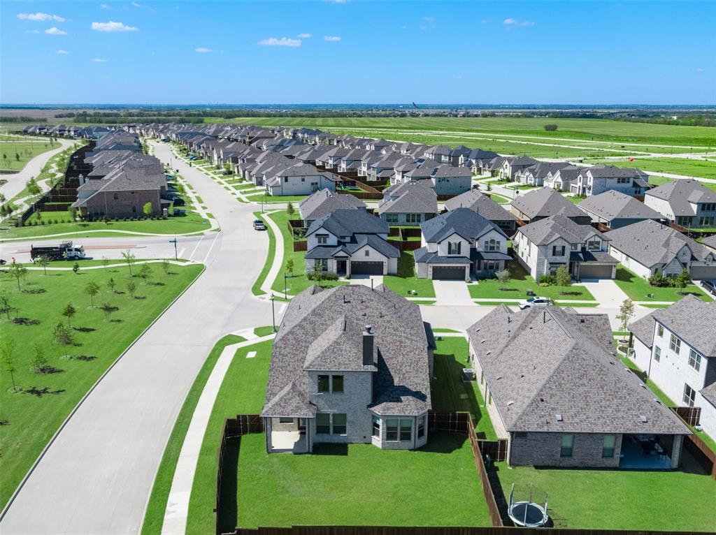 Celina, Texas, 75009, United States, 4 Bedrooms Bedrooms, ,4 BathroomsBathrooms,Residential,For Sale,1933186