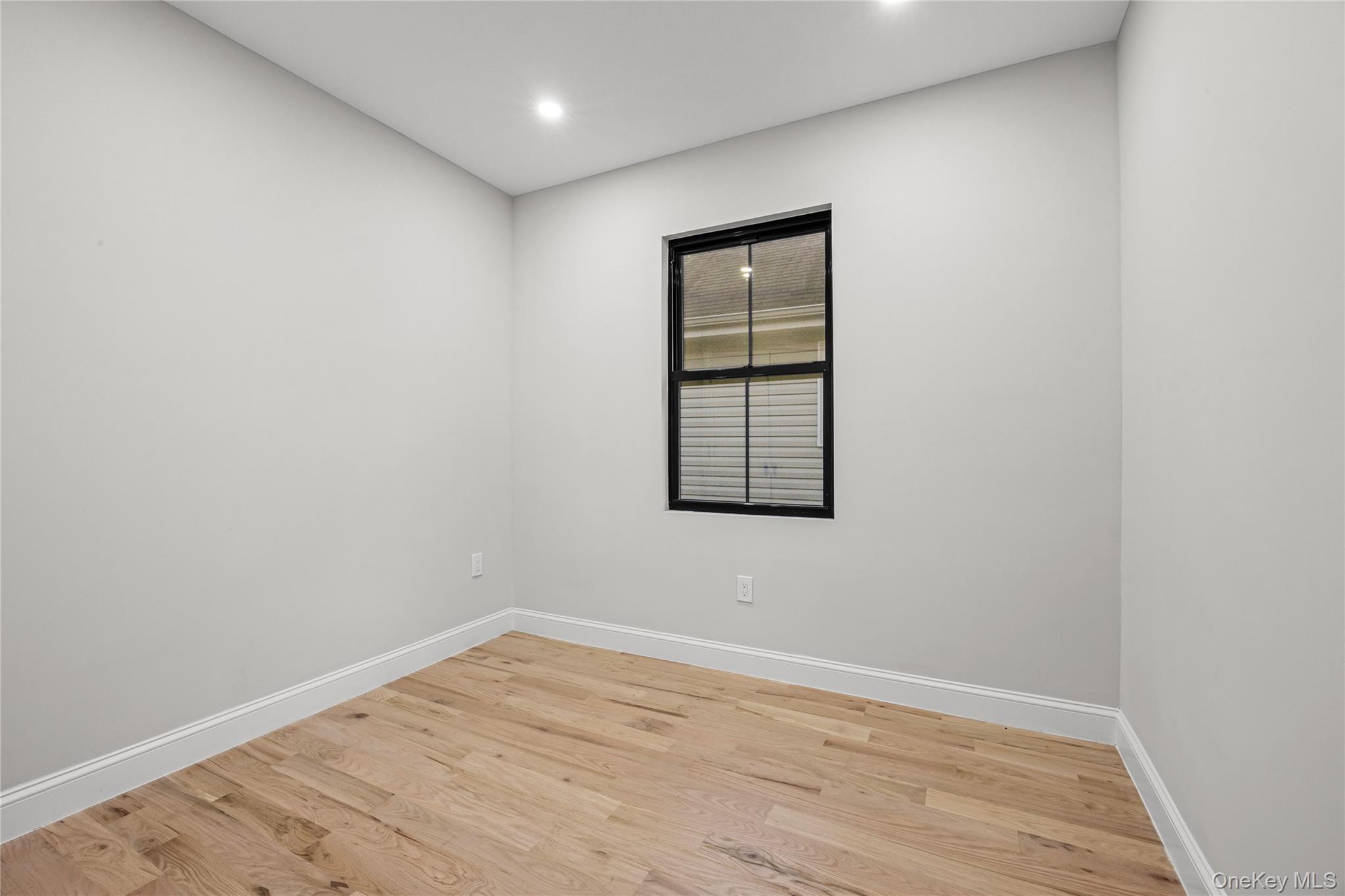 Jamaica, New York, 11434, United States, 4 Bedrooms Bedrooms, ,3 BathroomsBathrooms,Residential,For Sale,2003093