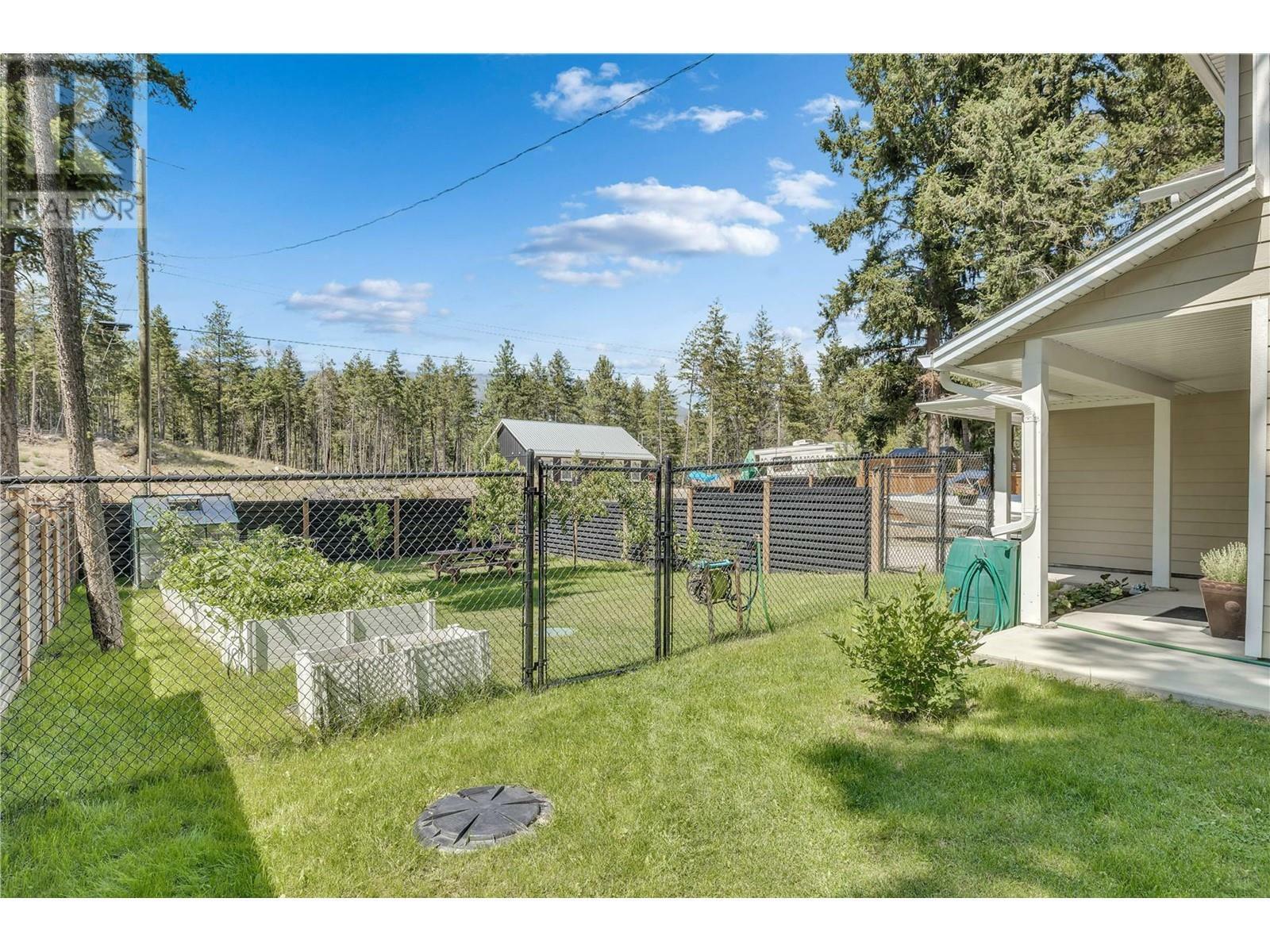 KELOWNA, British Columbia, V1Z 3W6, CA, 5 Bedrooms Bedrooms, ,3 BathroomsBathrooms,Residential,For Sale,1838987