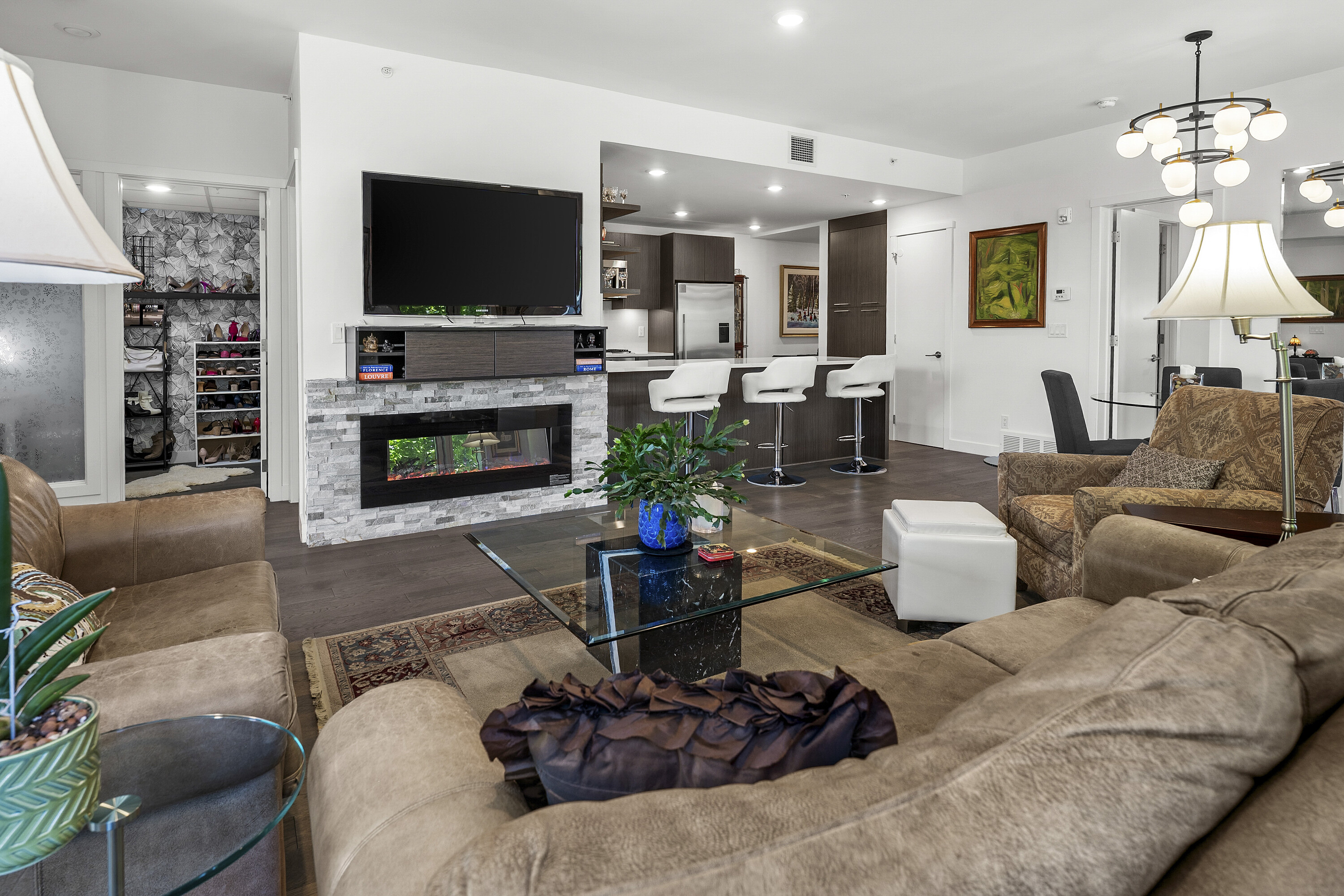  88 9 Street NE #122 - 物件實景