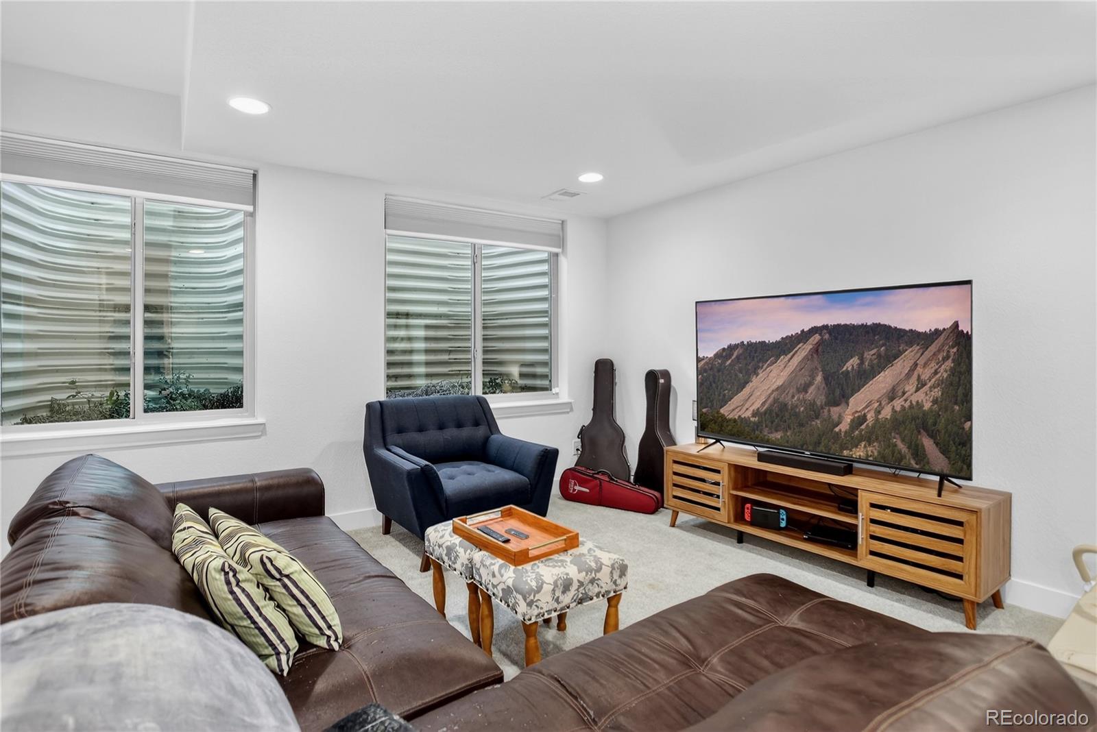 Denver, Colorado, 80238, United States, 4 Bedrooms Bedrooms, ,4 BathroomsBathrooms,Residential,For Sale,1932759