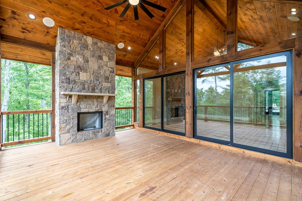 Ellijay, Georgia, 30540, United States, 4 Bedrooms Bedrooms, ,5 BathroomsBathrooms,Residential,For Sale,1858982