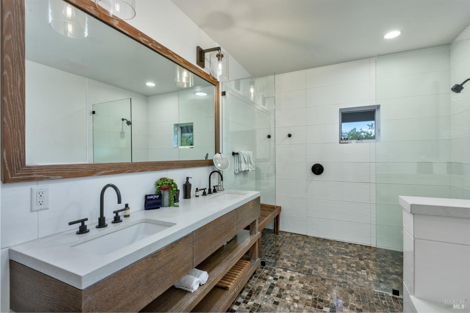 1290 Dry Creek Road, Healdsburg, California, 95448, United States, 4 Bedrooms Bedrooms, ,6 BathroomsBathrooms,Residential,For Sale,1290 Dry Creek Road,1621886