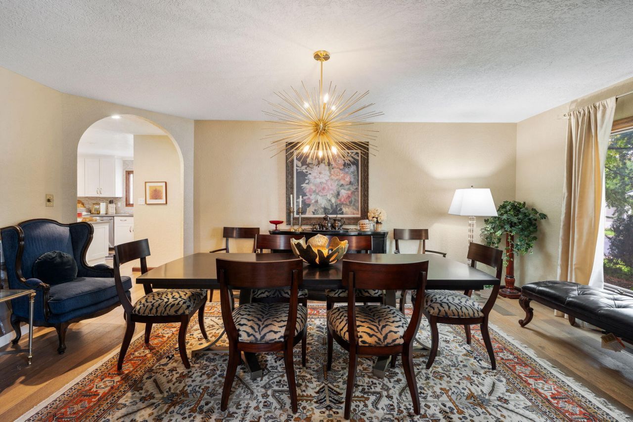 Albuquerque, New Mexico, 87111, United States, 4 Bedrooms Bedrooms, ,3 BathroomsBathrooms,Residential,For Sale,1906383