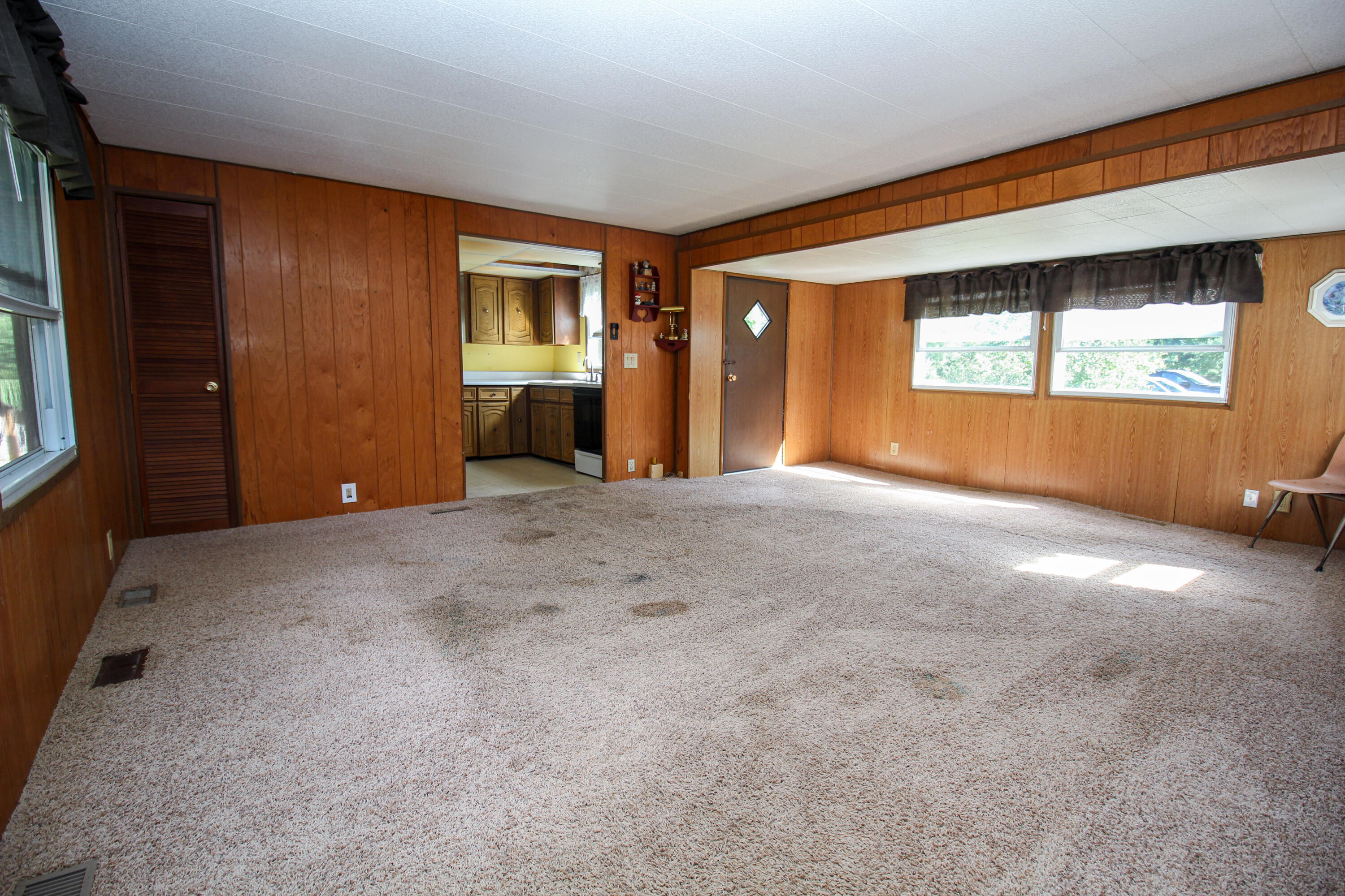 Three Rivers, Michigan, 49093, United States, 4 Bedrooms Bedrooms, ,1 BathroomBathrooms,Residential,For Sale,2006073