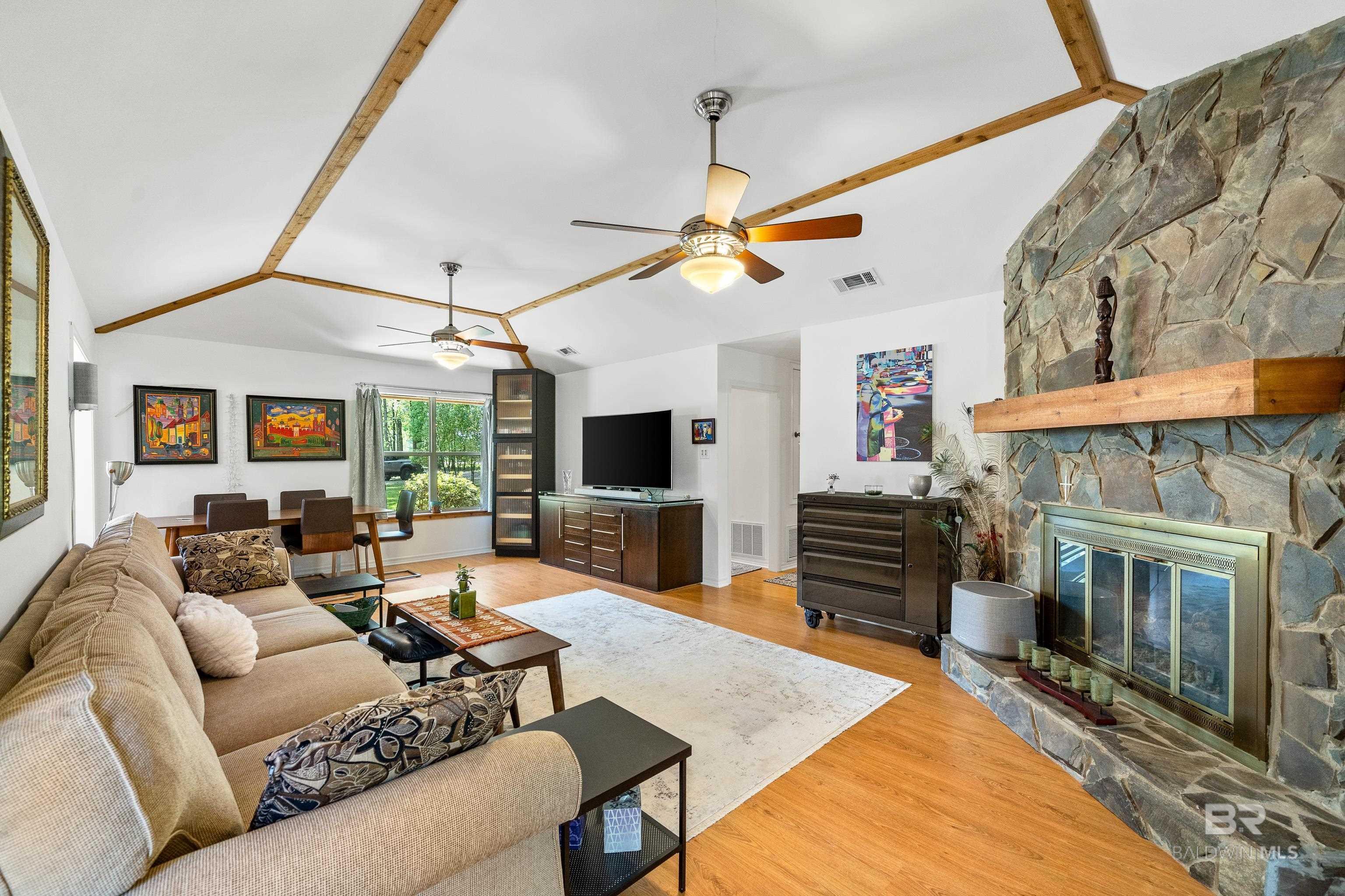 Daphne, Alabama, 36526, United States, 3 Bedrooms Bedrooms, ,2 BathroomsBathrooms,Residential,For Sale,1804902