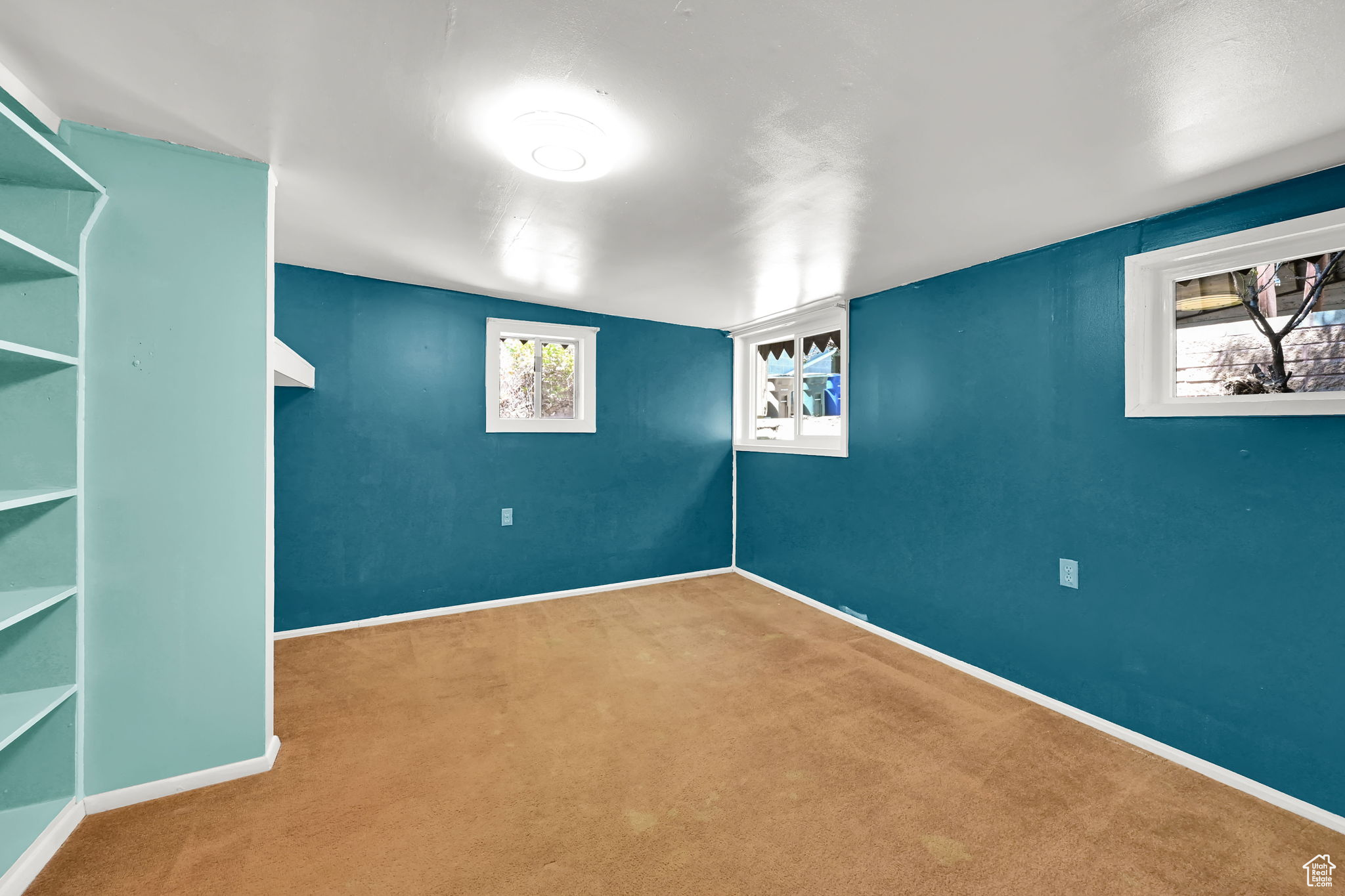 Salt Lake City, Utah, 84103, United States, 3 Bedrooms Bedrooms, ,2 BathroomsBathrooms,Residential,For Sale,1925078