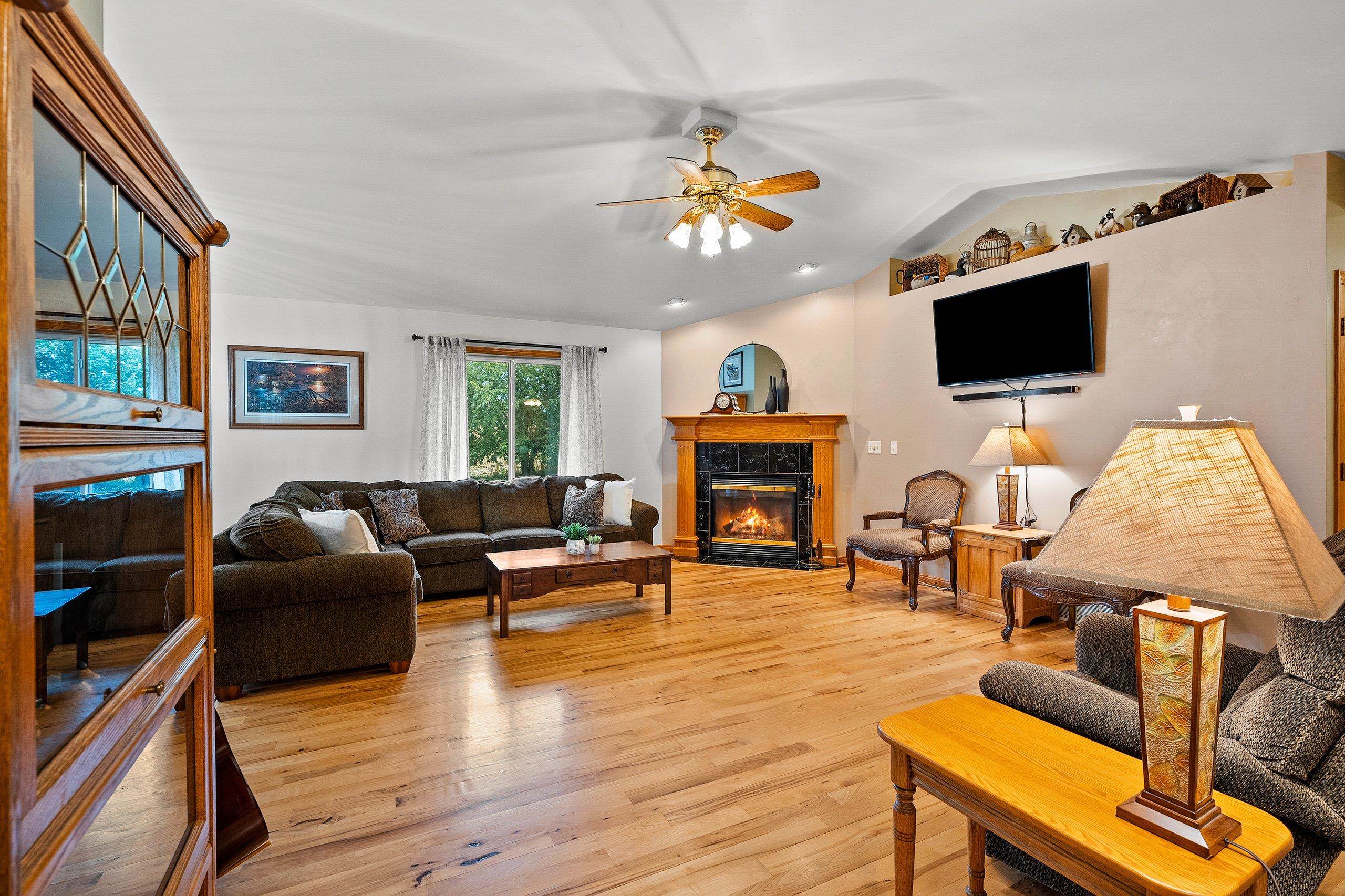 SOBIESKI, Wisconsin, 54171, United States, 5 Bedrooms Bedrooms, ,3 BathroomsBathrooms,Residential,For Sale,1965395