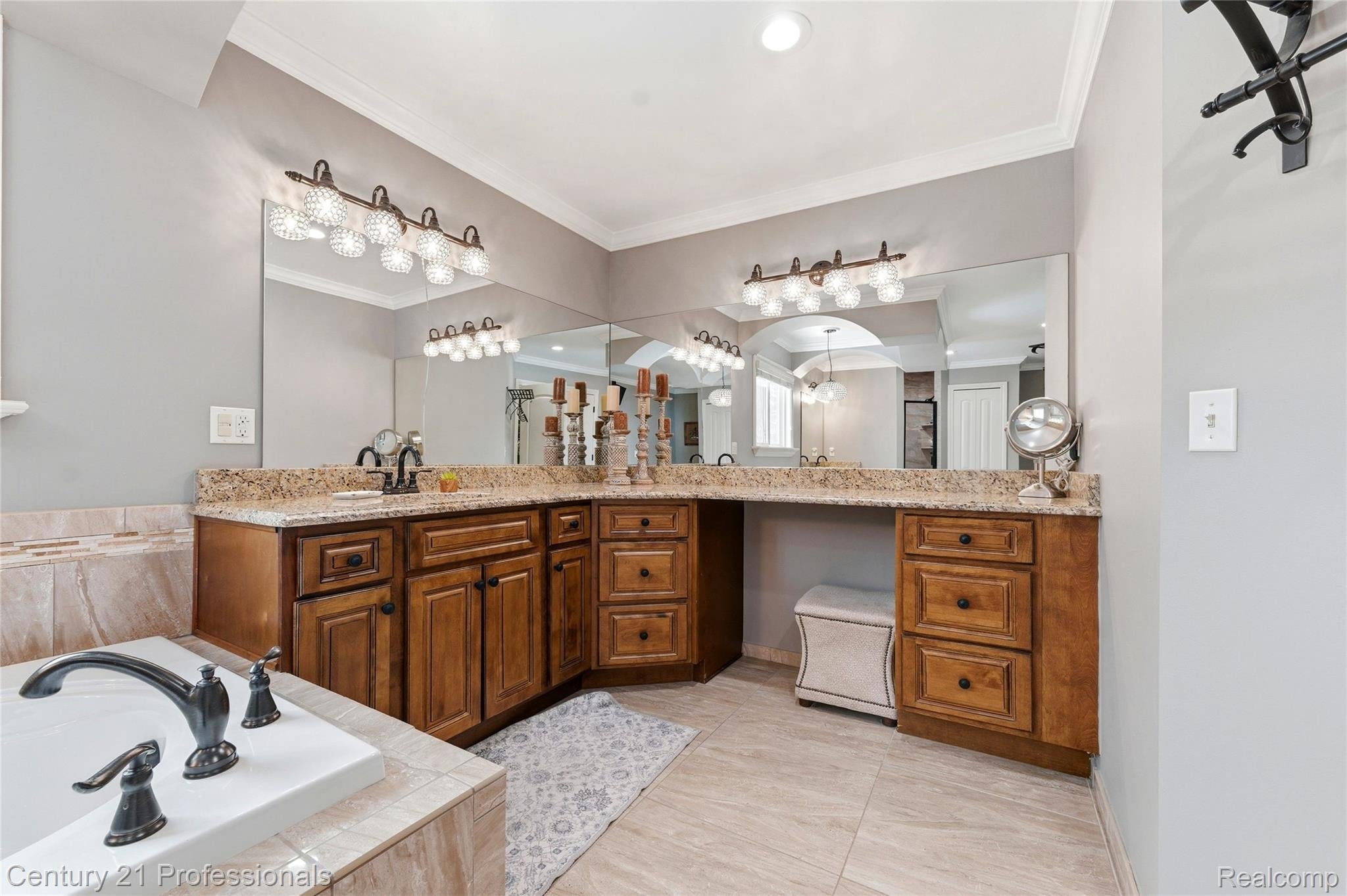 Washington, Michigan, 48094, United States, 4 Bedrooms Bedrooms, ,4 BathroomsBathrooms,Residential,For Sale,2013581