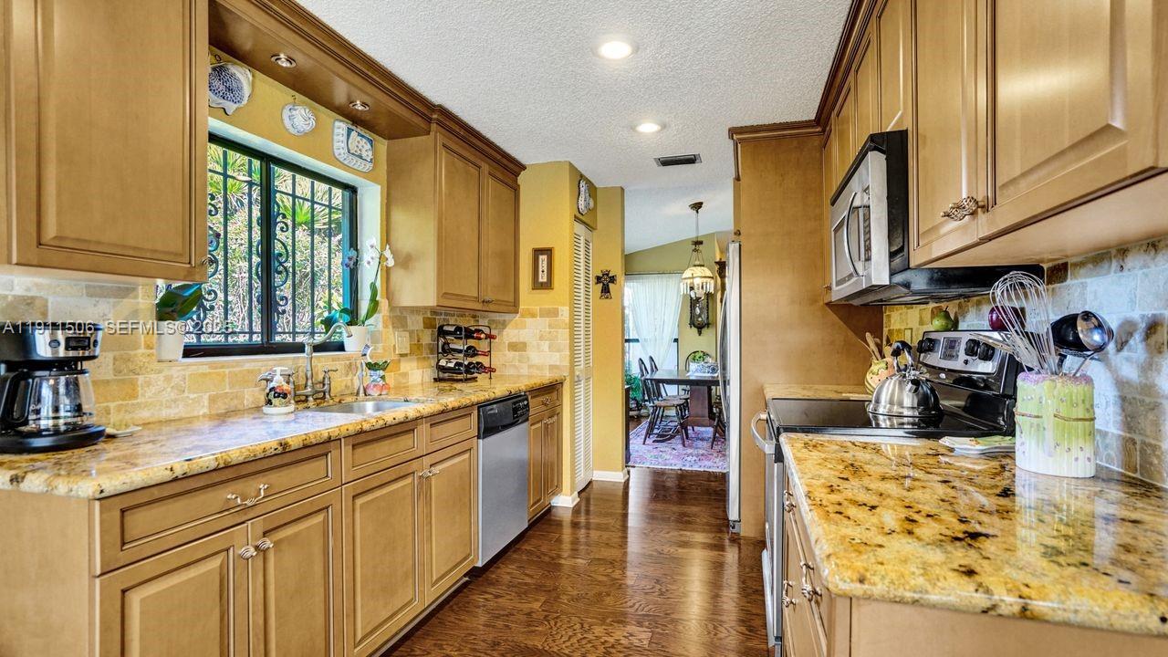 Boca Raton, Florida, 33428, United States, 3 Bedrooms Bedrooms, ,2 BathroomsBathrooms,Residential,For Sale,1997498