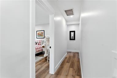 Los Angeles, California, 90008, United States, 6 Bedrooms Bedrooms, ,4 BathroomsBathrooms,Residential,For Sale,2005417