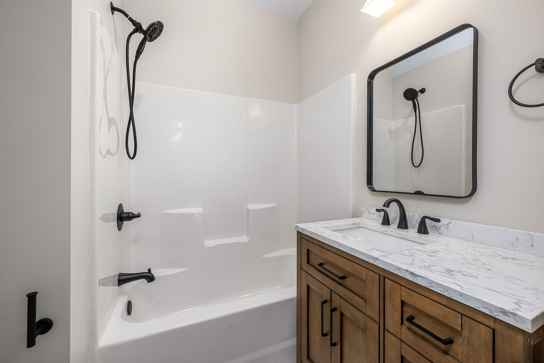  ZIRCONIA - 物件實景