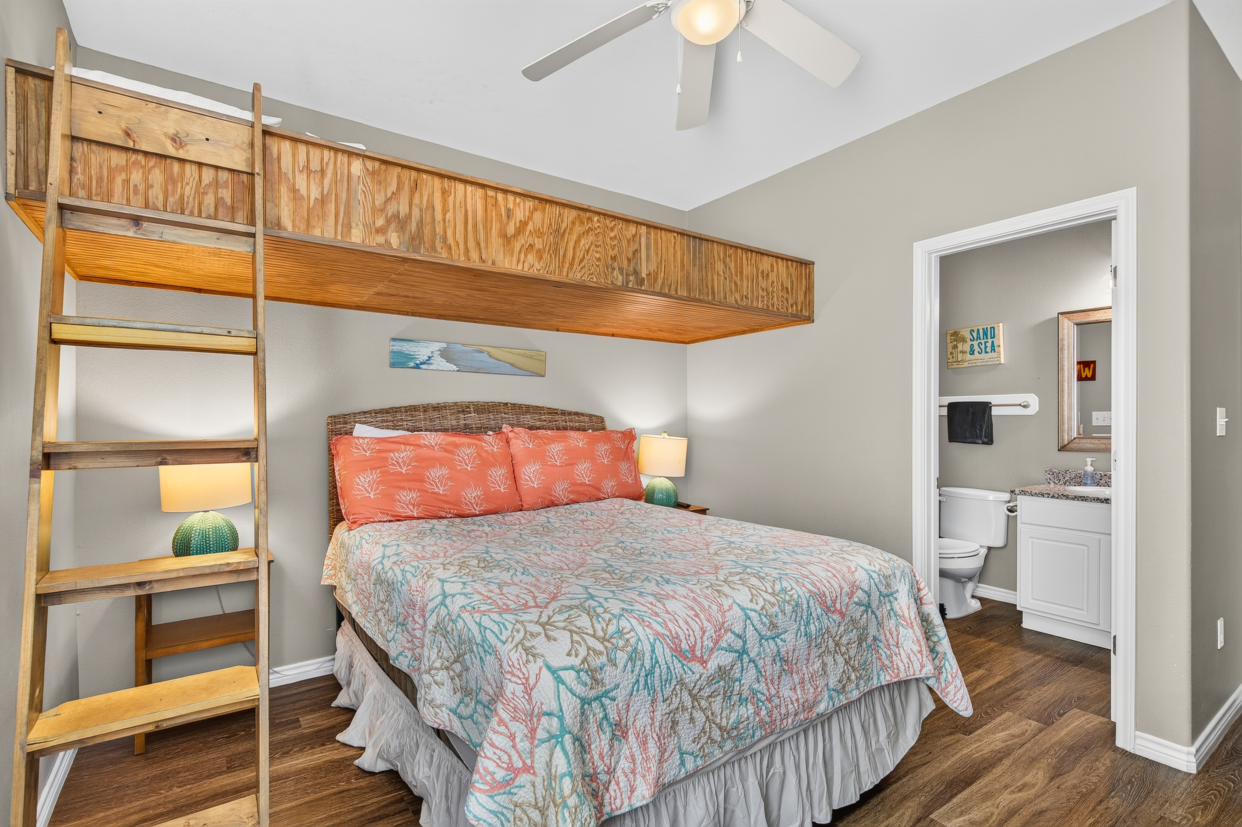  Coastal Townhome Retreat - 物件實景