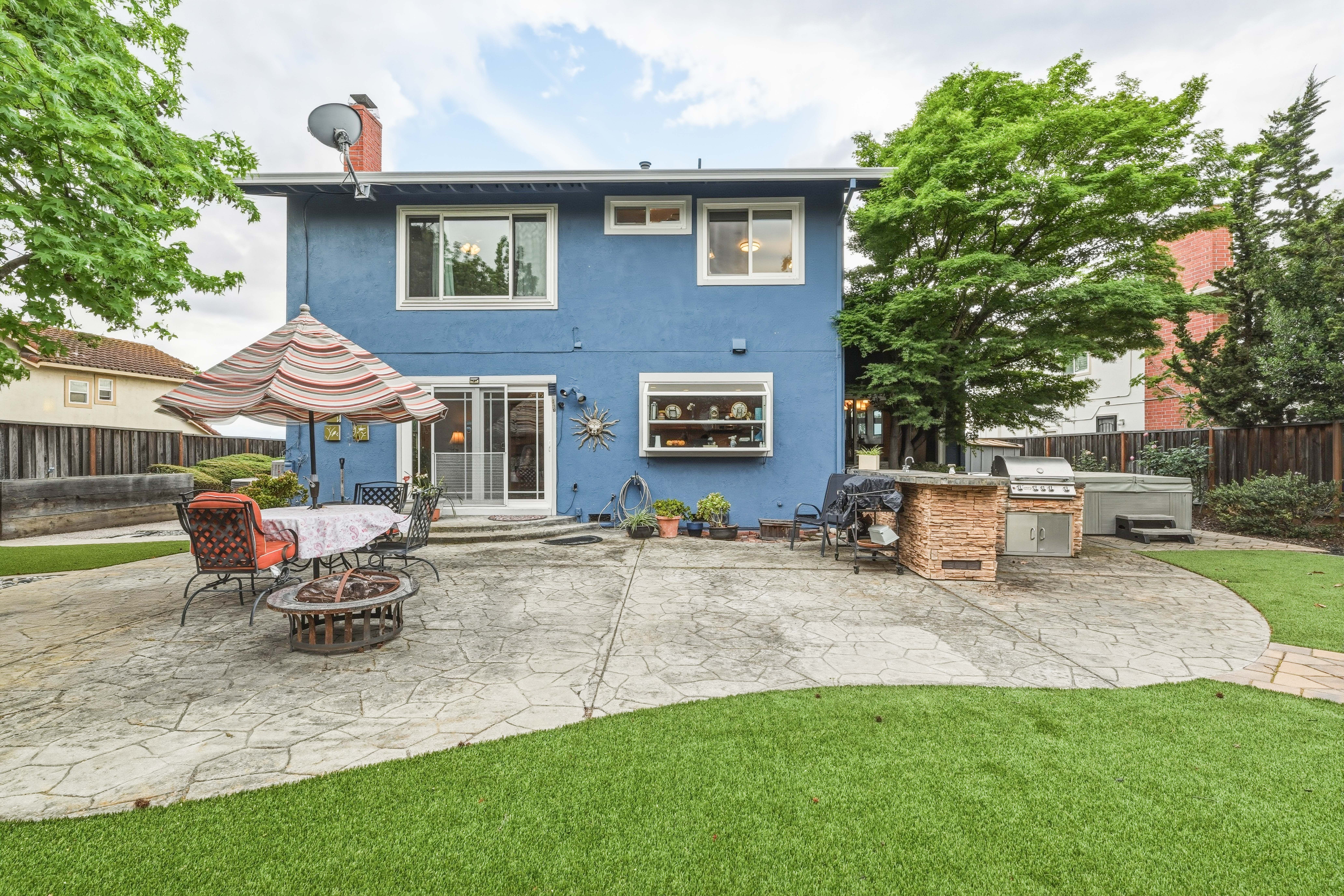  Stunningly Upgraded Home with Modern Amenities and Charm - 物件實景